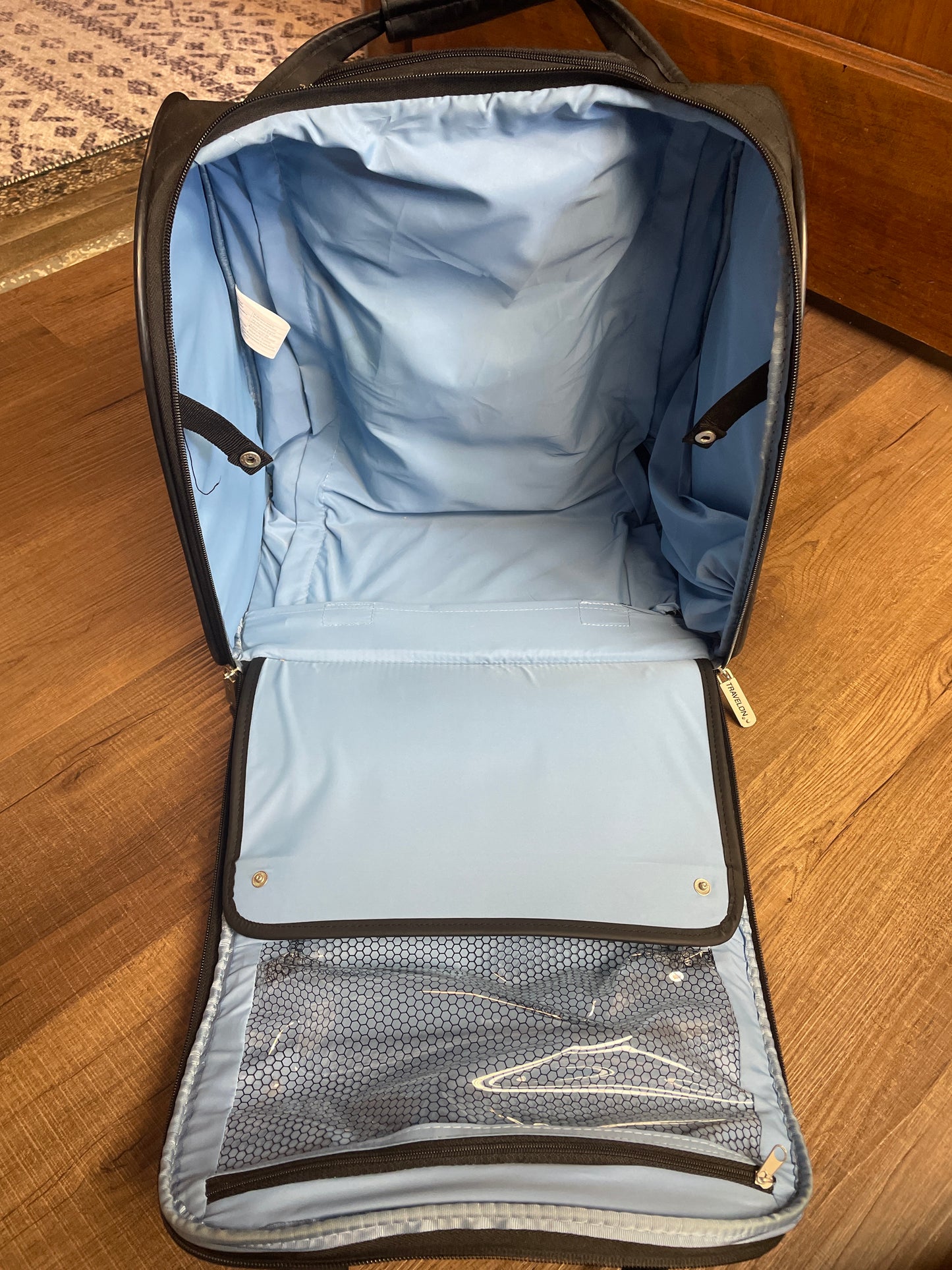 Travelon Quilted Nylon Rolling Bag