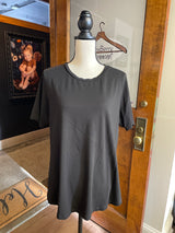 Universal Standard Women's Tee (M 18/20)