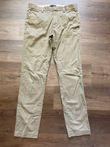 Banana Republic Men's Aiden Chino (32x34)