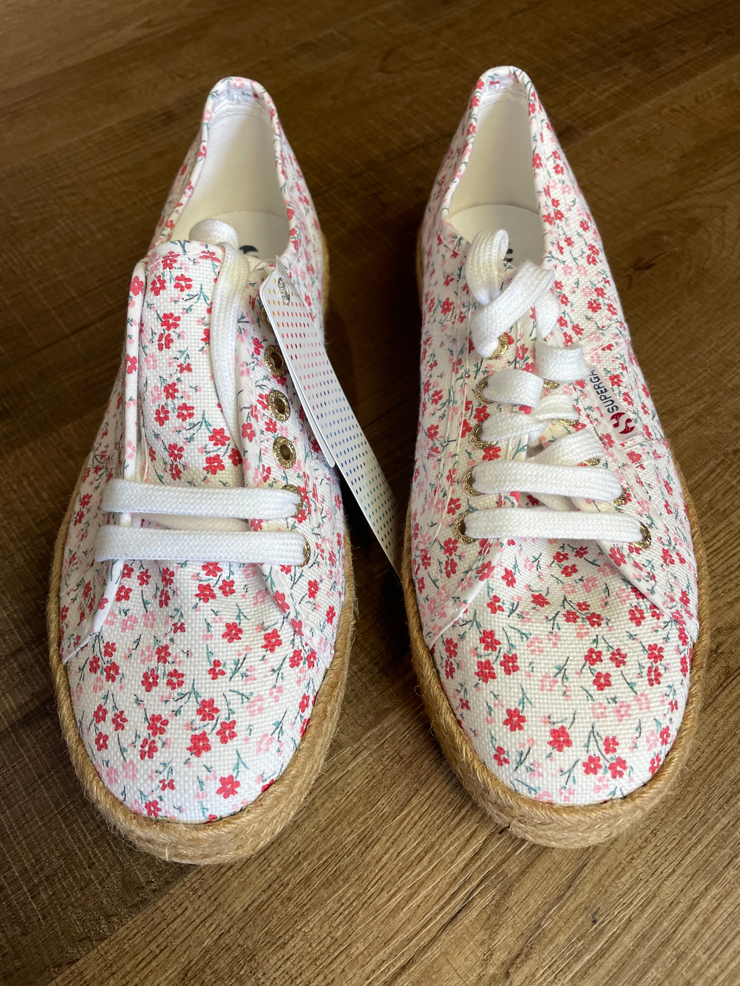 Superga Fantasia Red Floral Women's Sneakers (8)
