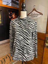 Beach Lunch Lounge Zebra Women's Top (M) - BinxBerry Consignment