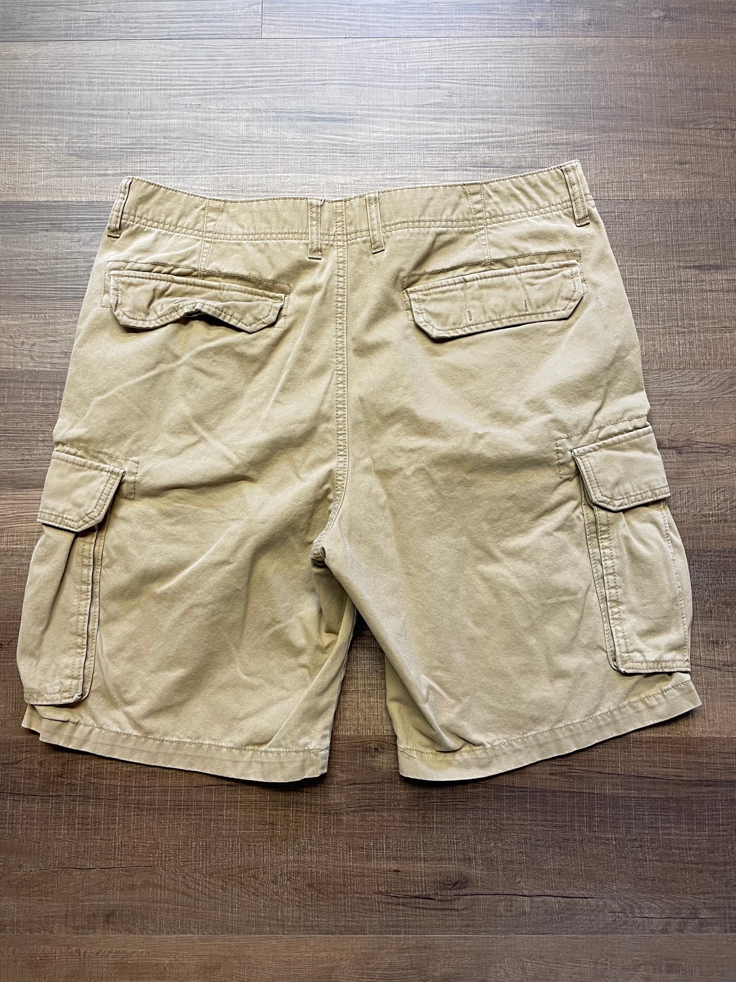 Old Navy Men's Cargo Shorts (38)