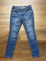 Universal Thread Curvy Skinny Jean (12/31R)