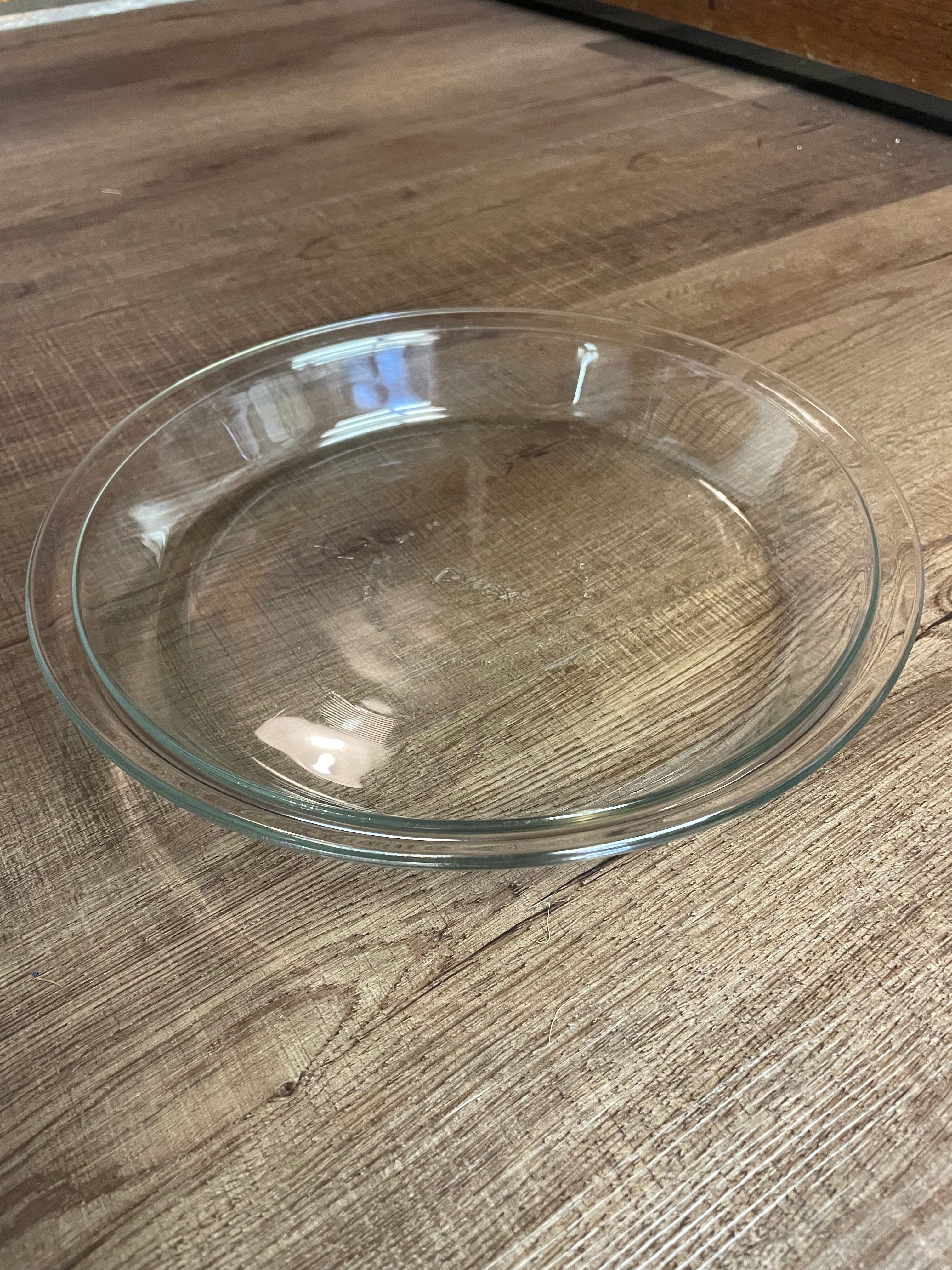Pyrex 9" Glass Round Pie Plate