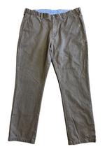 Johnston & Murphy Slim Fit Men's Casual Pants (38x32) - BinxBerry Consignment
