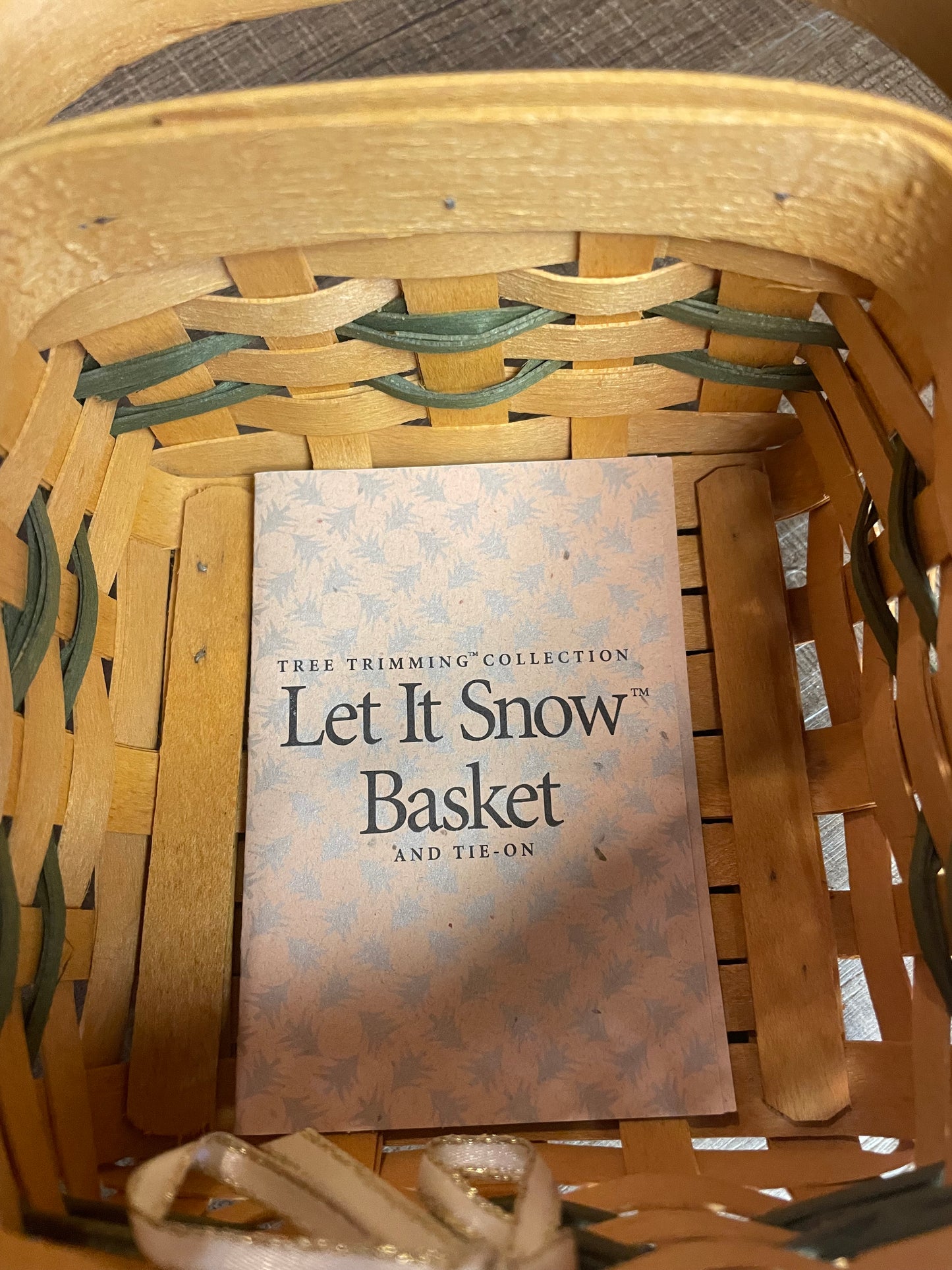 Longaberger Let it Snow 2000 Tree Trimming Basket & Tie-On