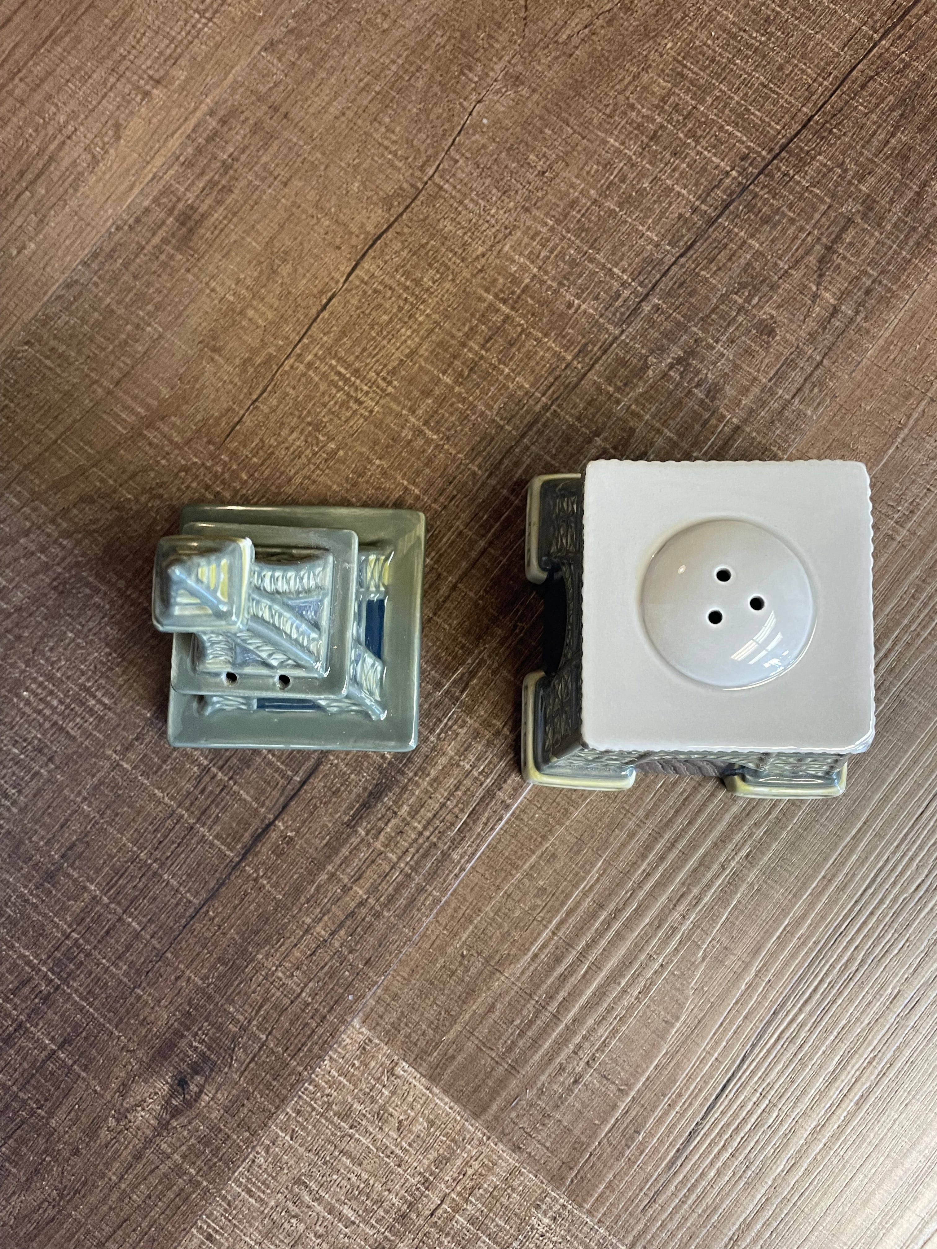 Eiffel Tower Salt & Pepper Shakers