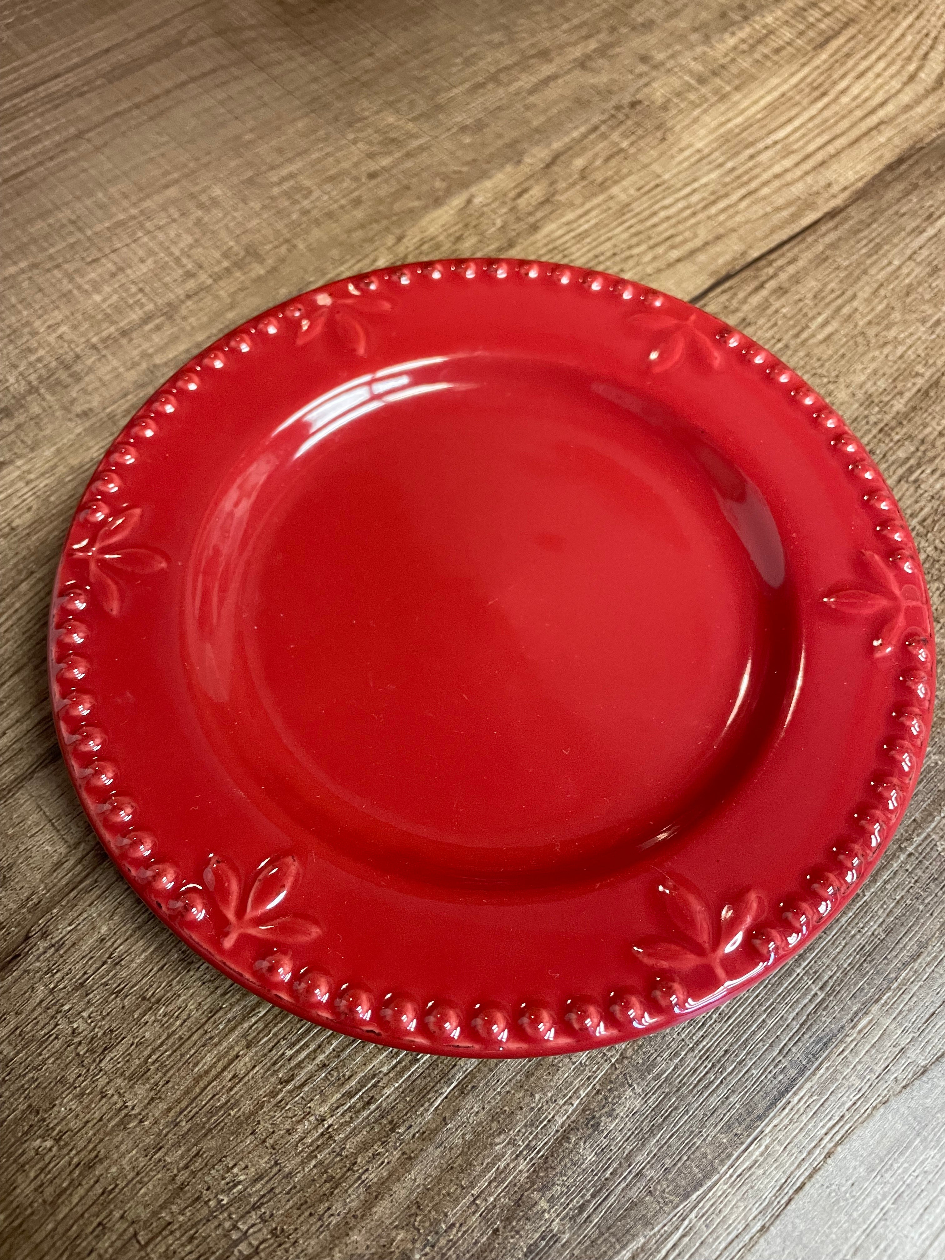 Signature Sorrento Debby Segura Plates + Caddy