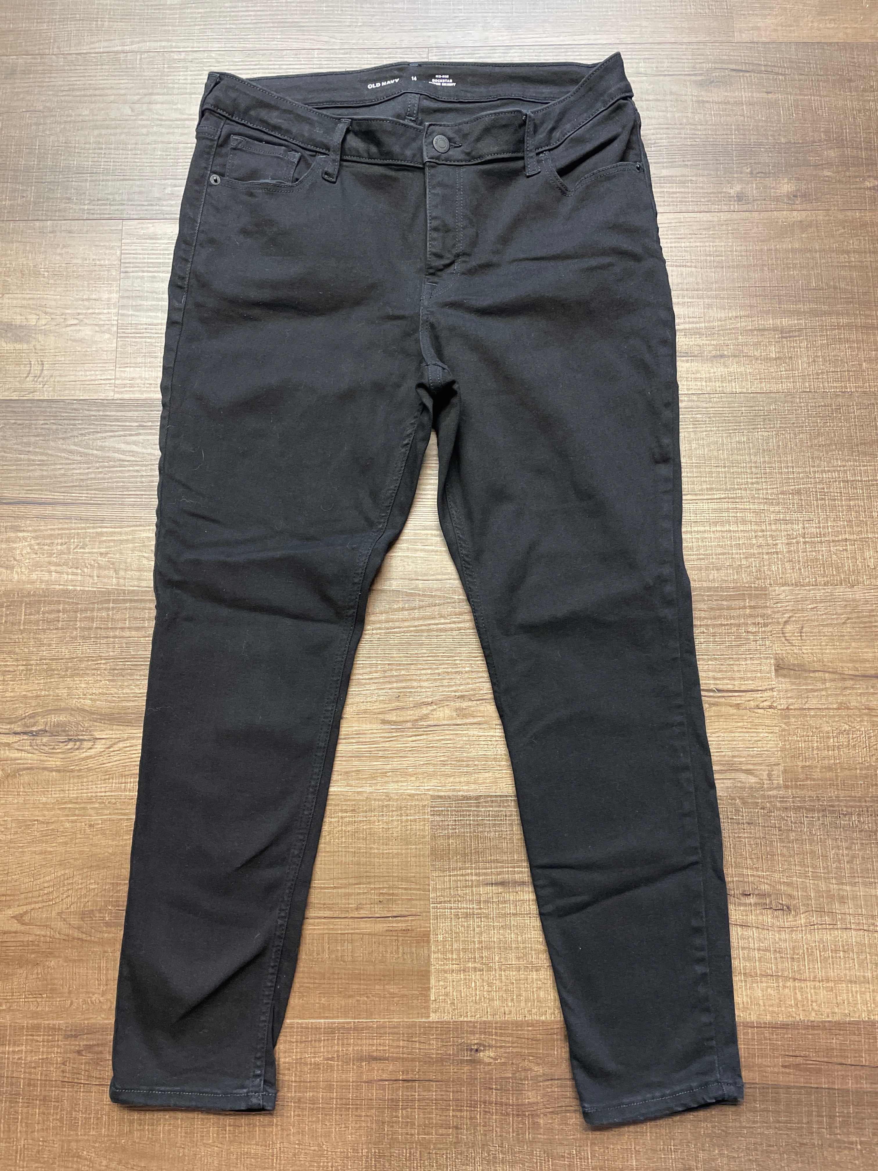 Old Navy Mid-Rise Rockstar Super Skinny Jeans (14)