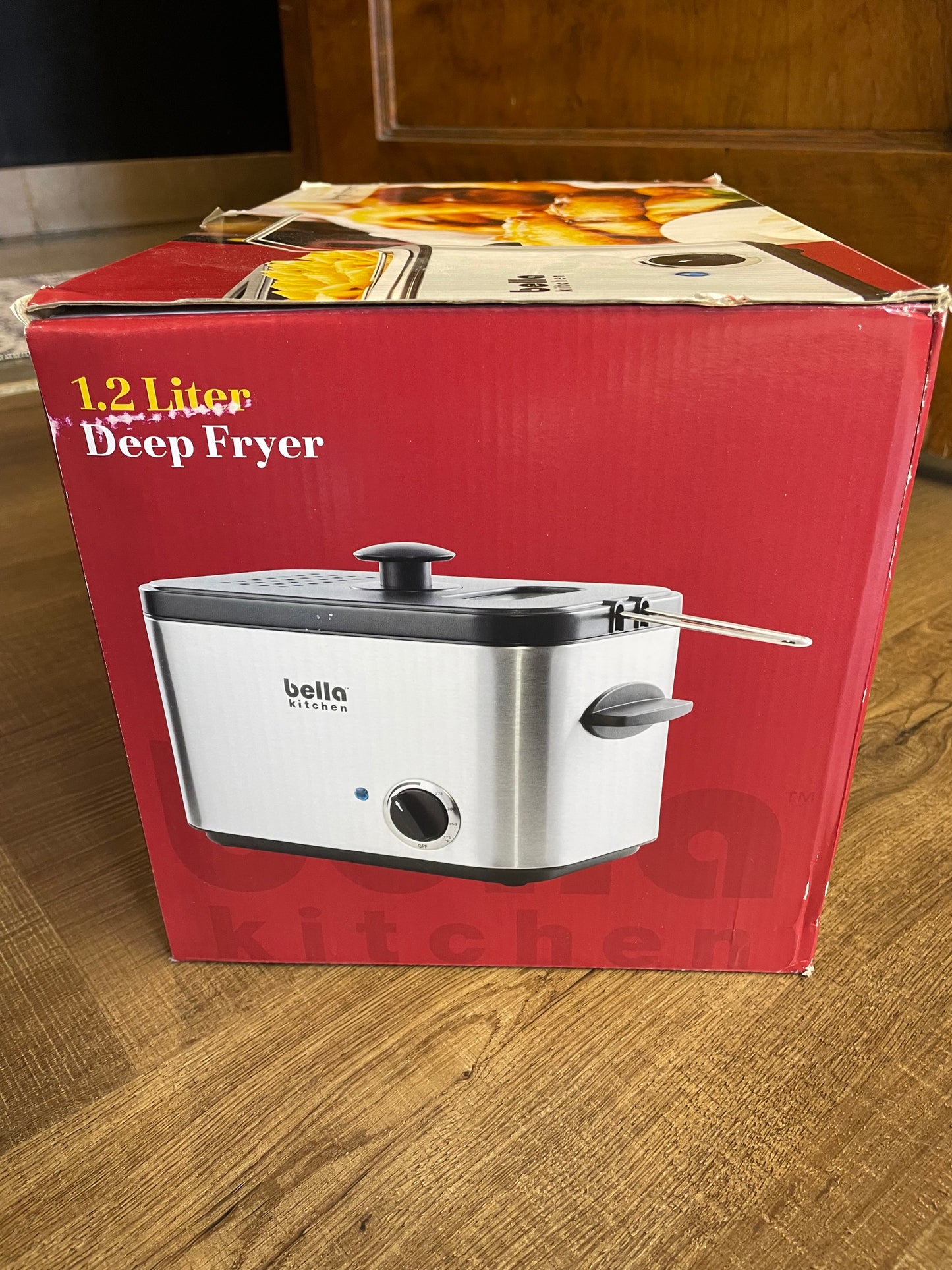 Bella Kitchen 1.2 Liter Deep Fryer (NIB)