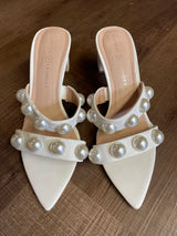 Chinese Laundry Pearl Studded Sandals (7.5)