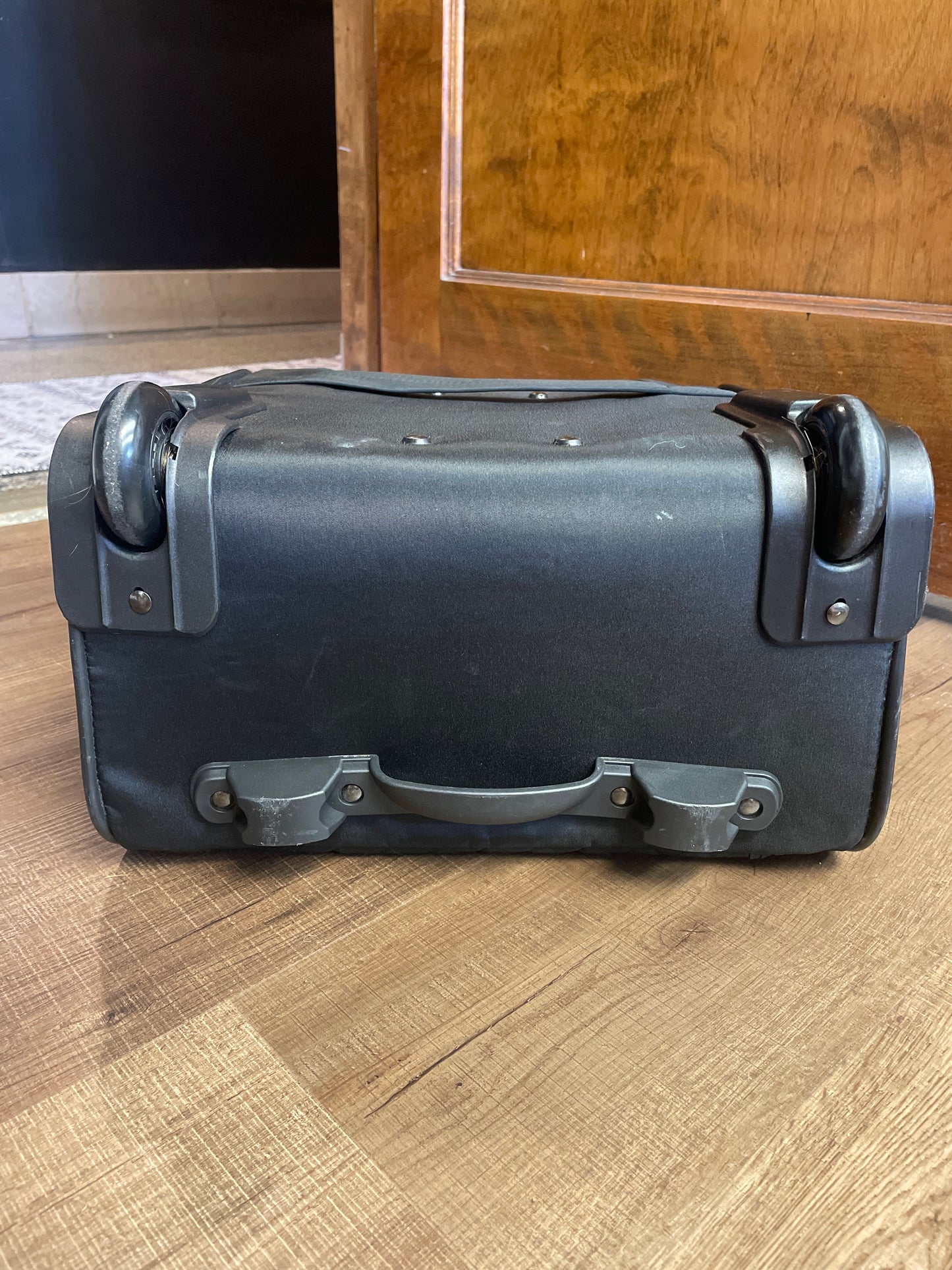 Travelon Quilted Nylon Rolling Bag