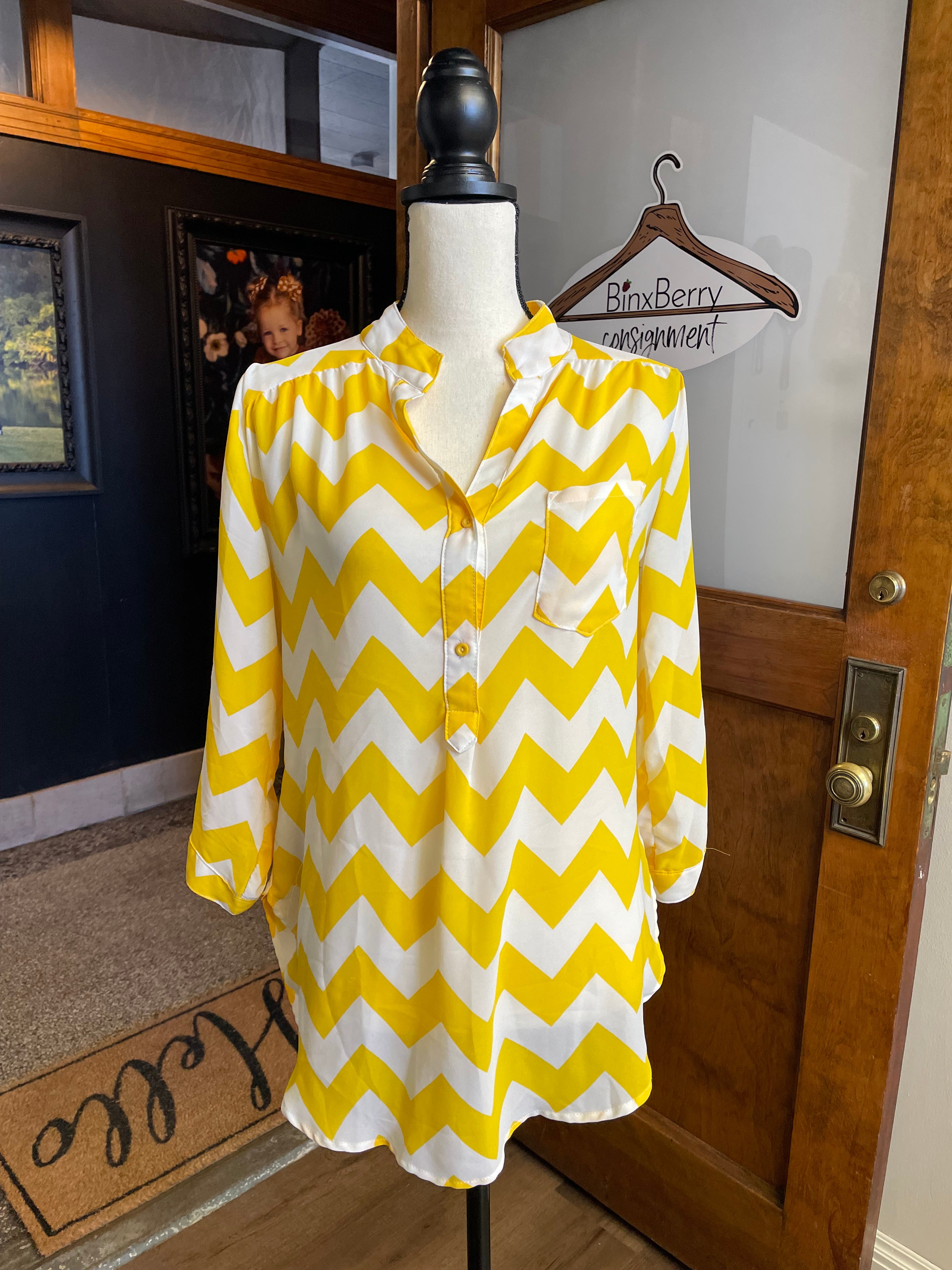 Cals Yellow Chevron Blouse (M)