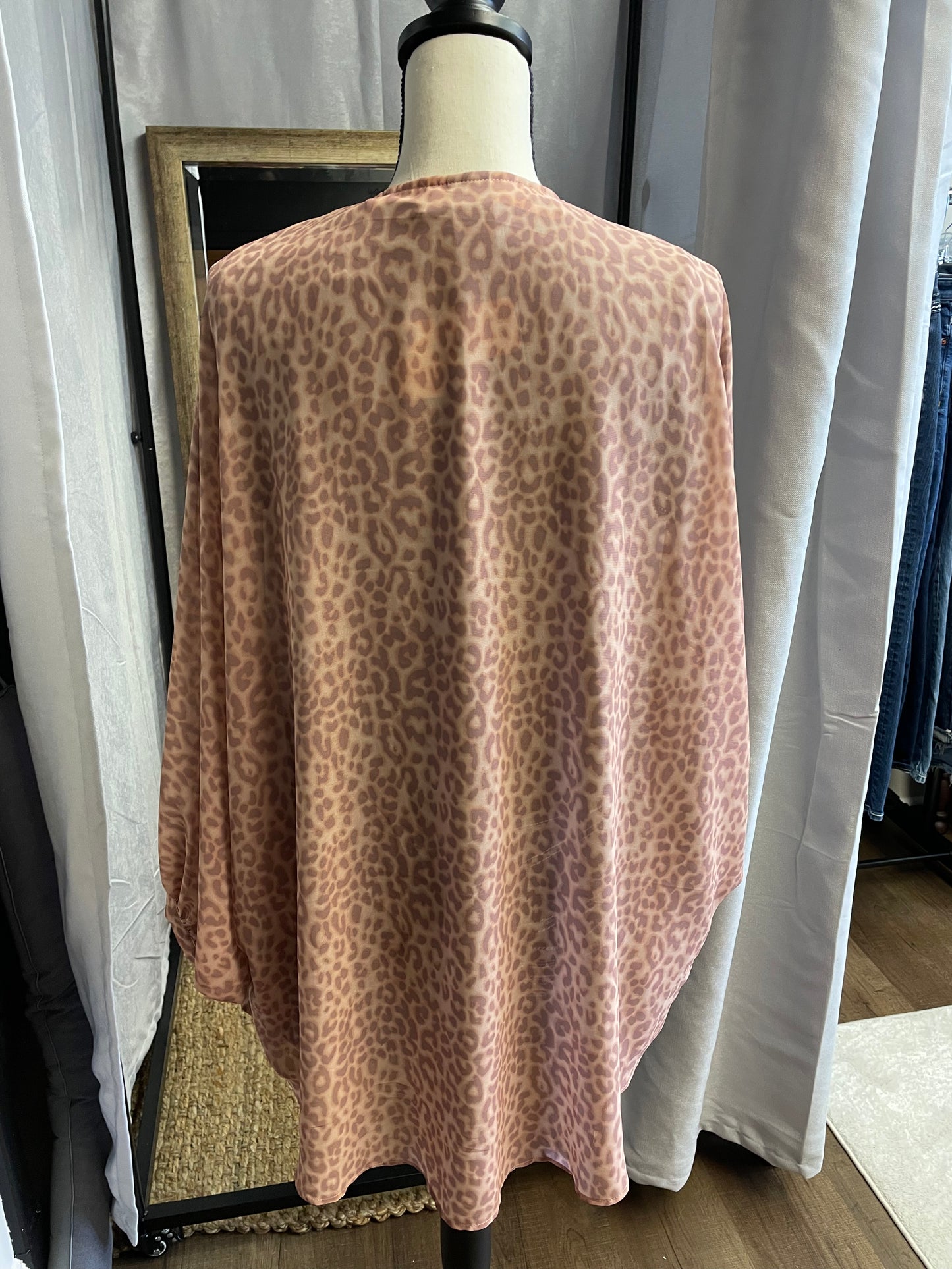 Vince Camuto Cuffed Kimono (S)