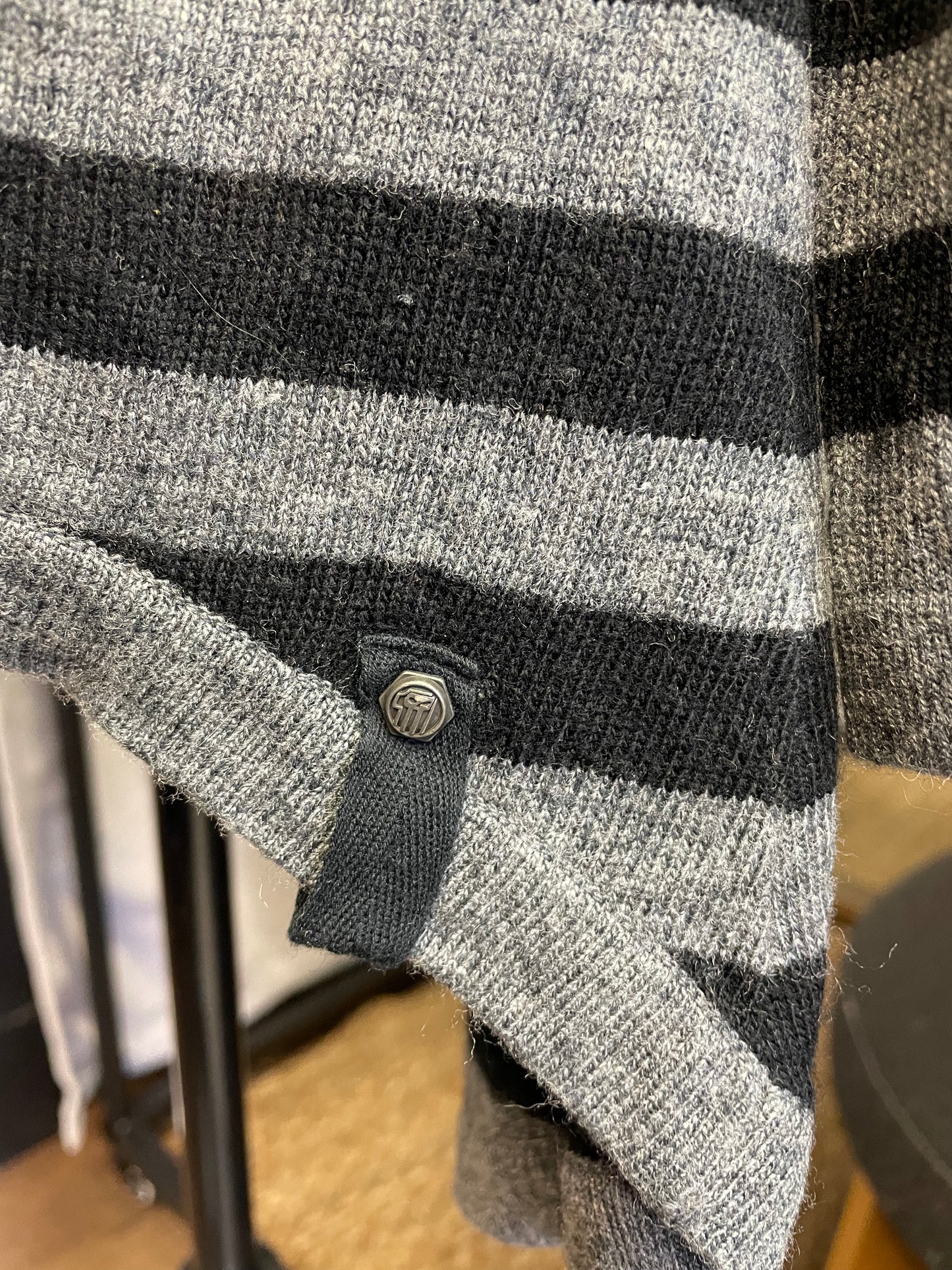 Harley Davidson Long Sleeved Knit Top (M)