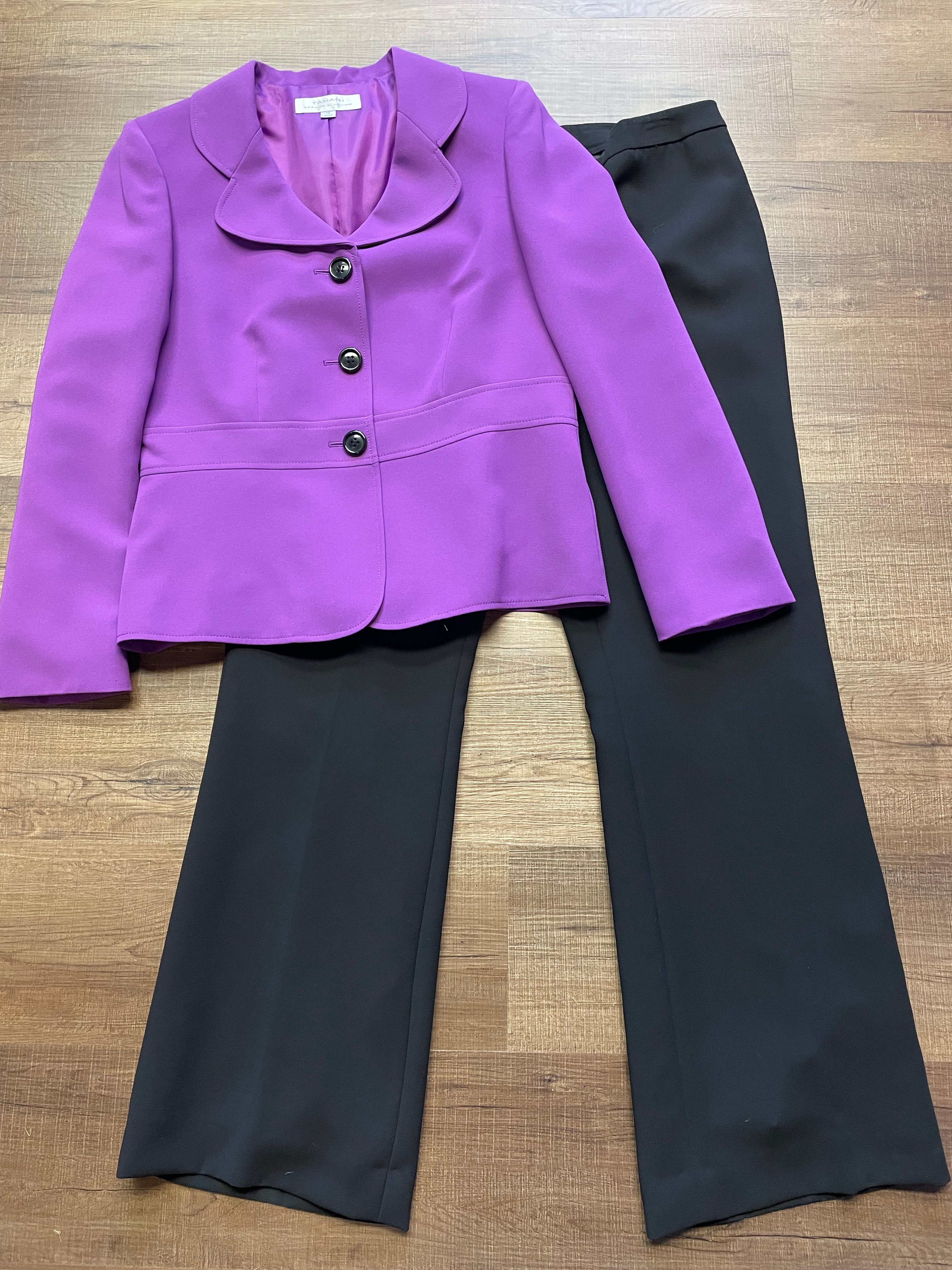 Tahari Arthur S. Levine Women's Pant Suit (12)