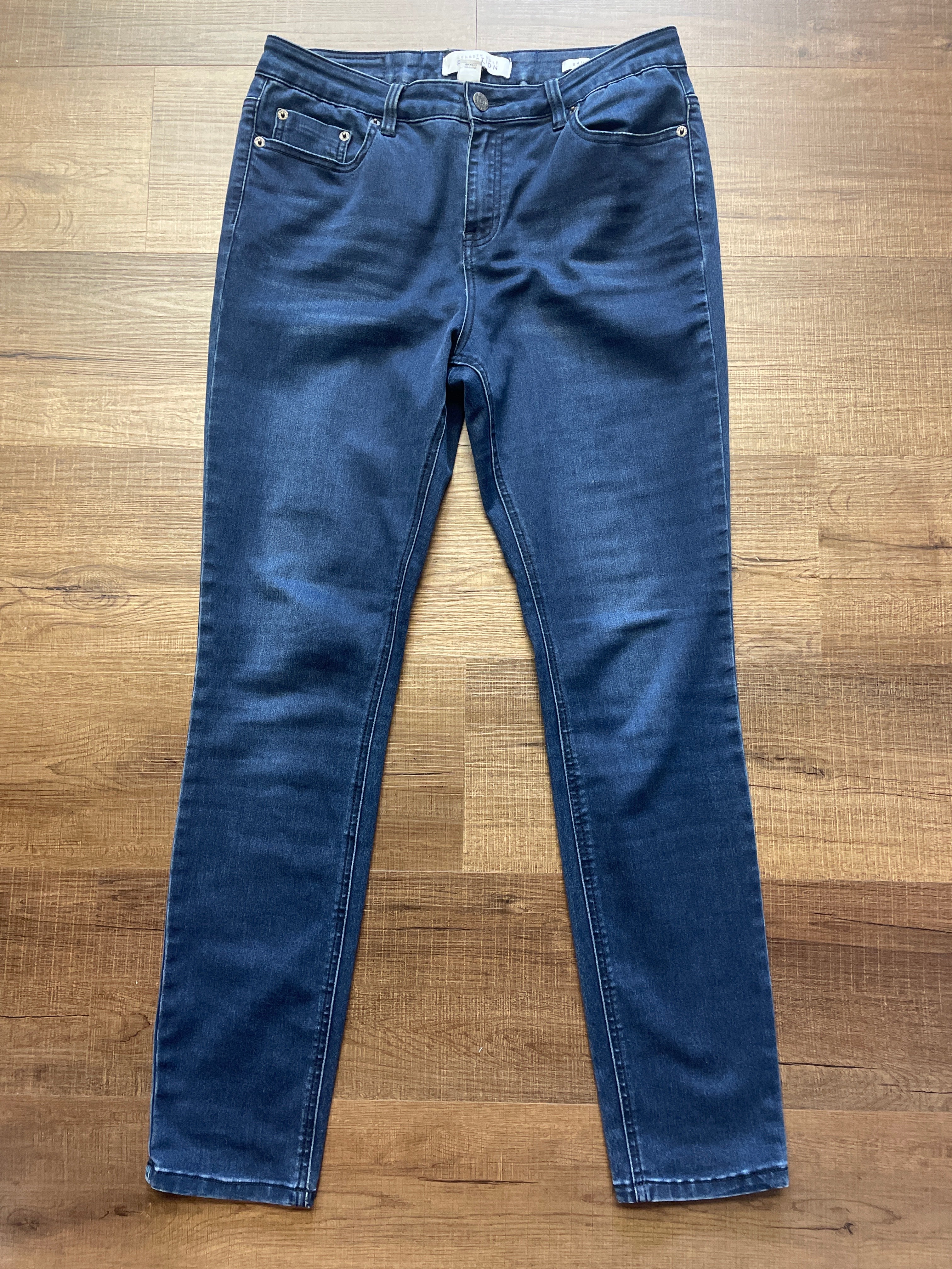 Kenneth Cole Reaction Women's Skinny Jeans (8)