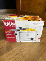 Bella Kitchen 1.2 Liter Deep Fryer (NIB)