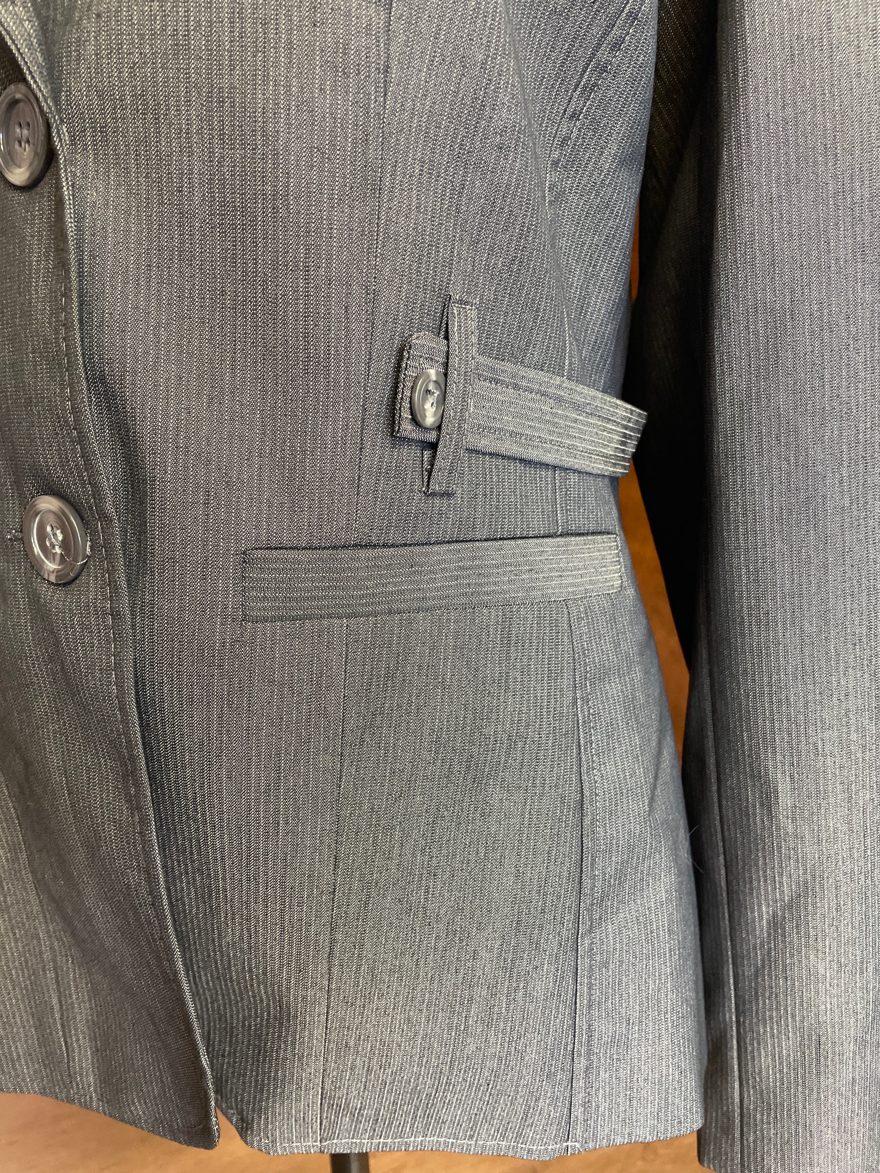 NEVA Women's Pinstripe Blazer (7)