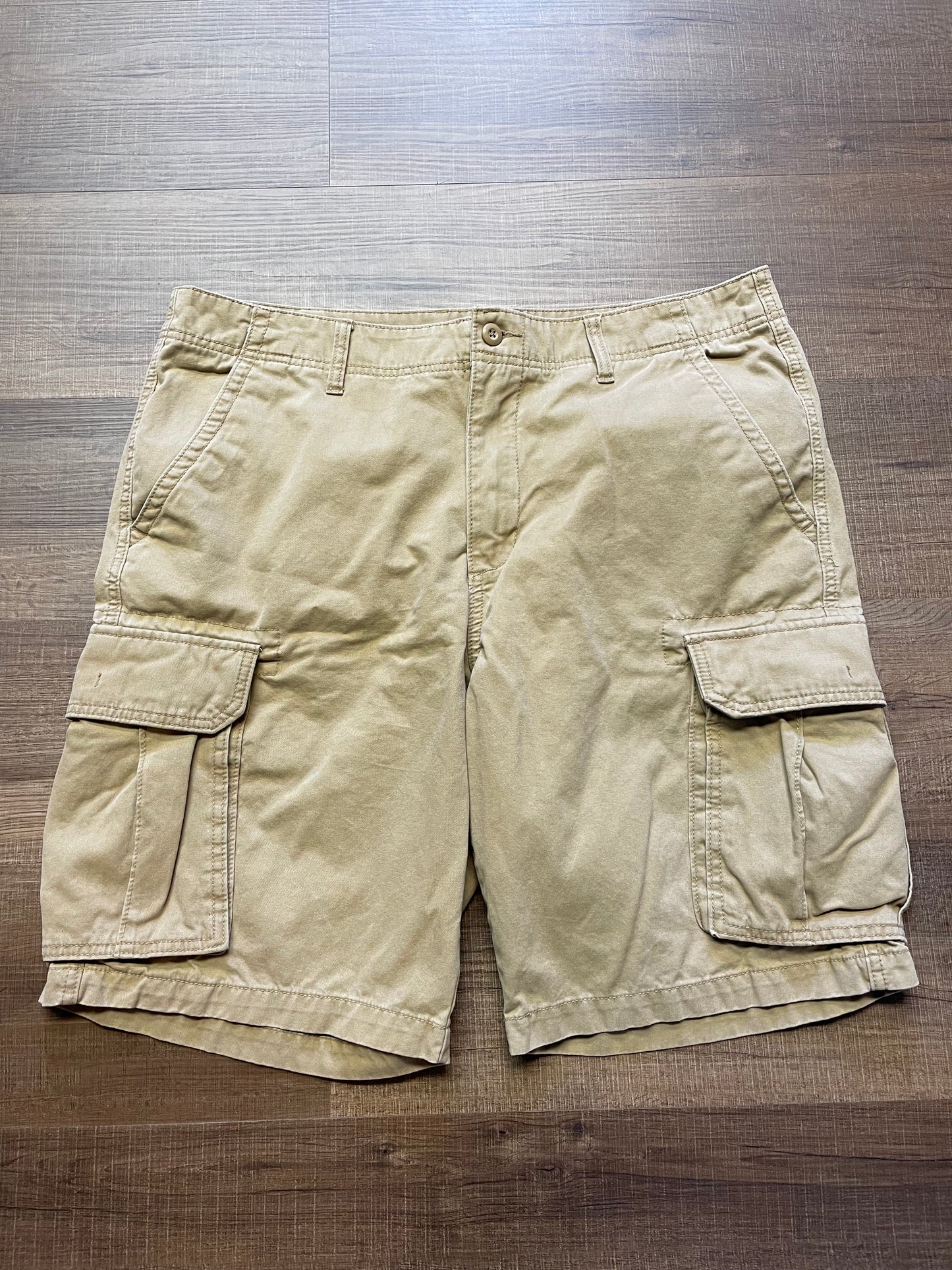 Old Navy Men's Cargo Shorts (38)