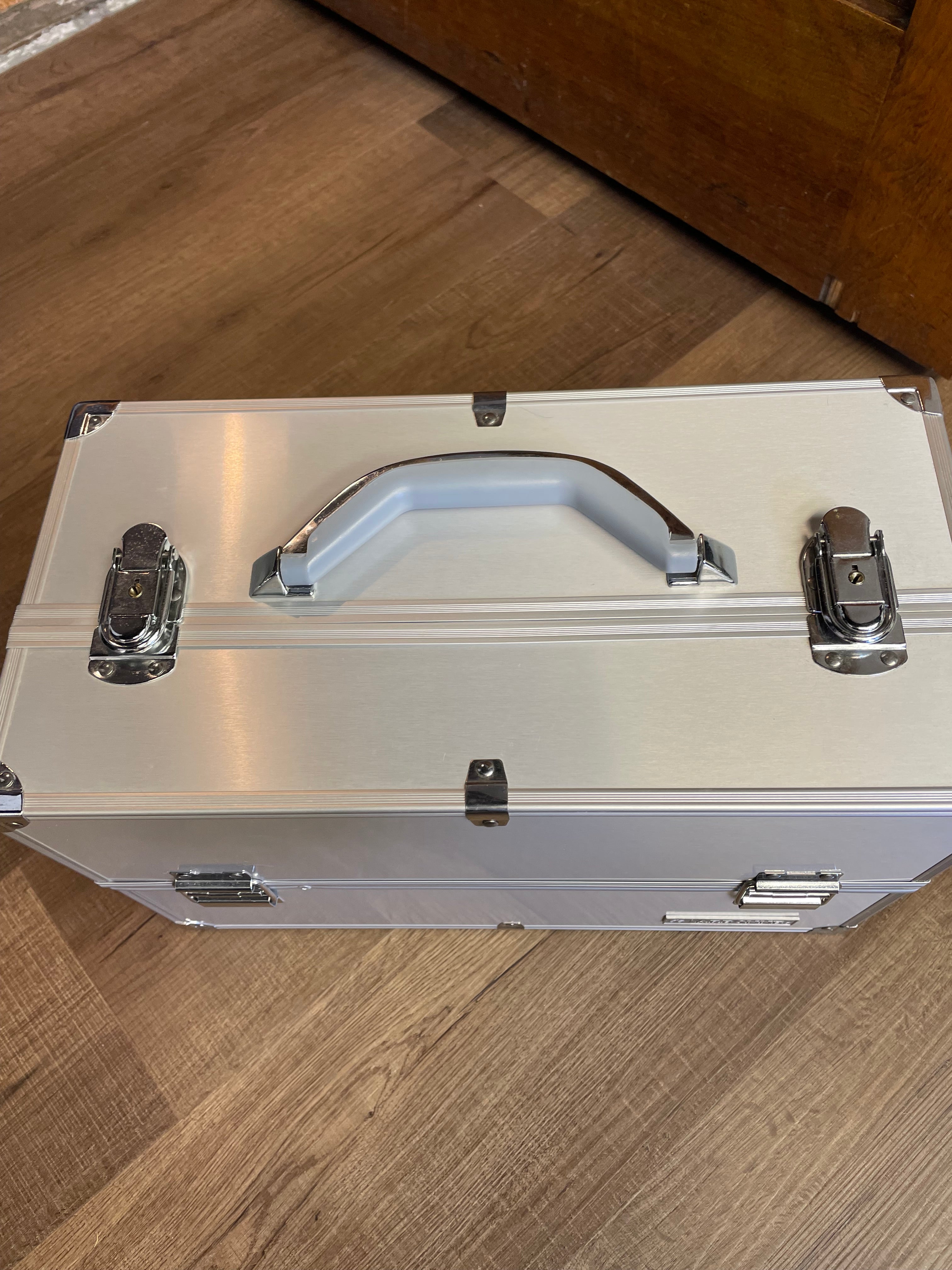 Arbonne Cosmetic Trunk