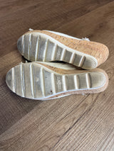 Minnetonka Women's York Wedge Sandals (8)