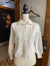 Cabi Button Down Cropped Lace Eyelet Top (XS) - BinxBerry Consignment