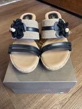 Azura Aketi Black Wedge Sandal (7.5-8)