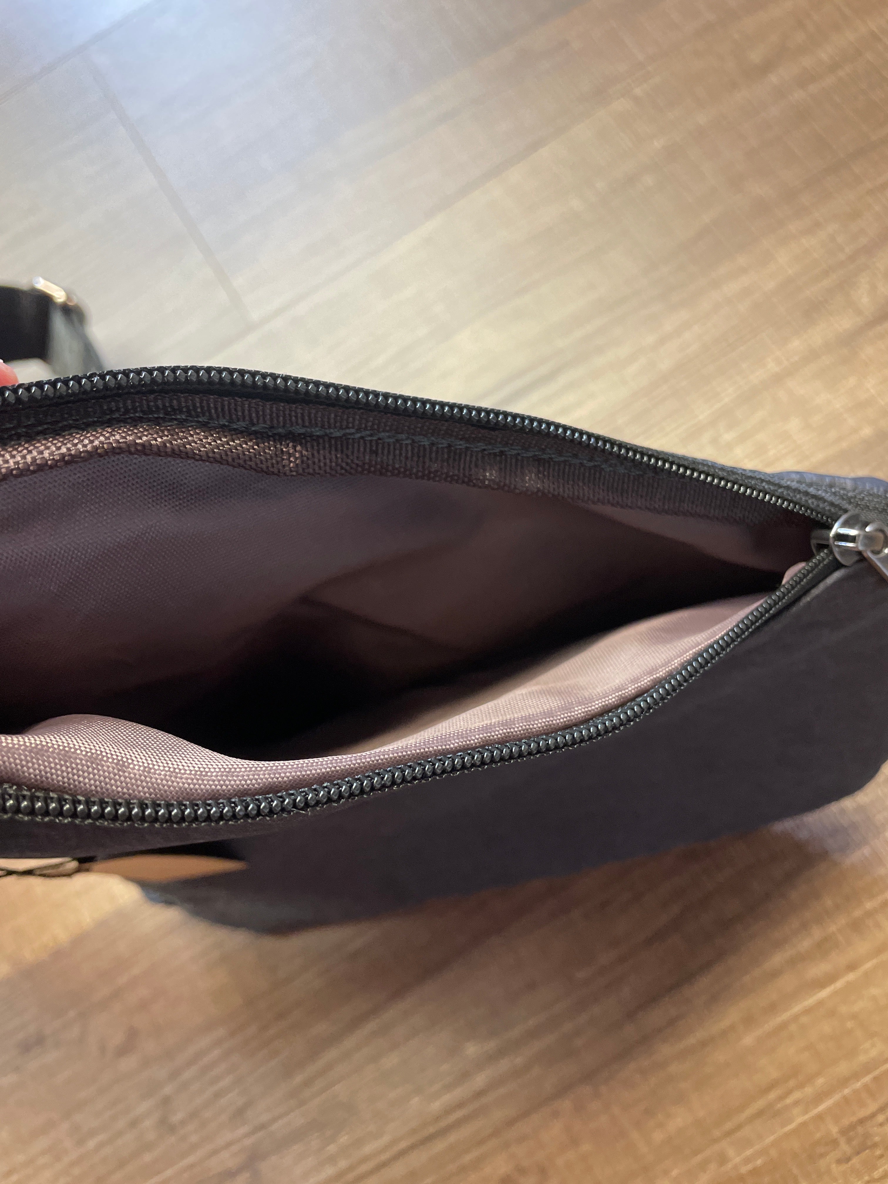 Wander+ Unisex Anti Theft Travel Sling Bag