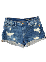 Blank NYC The Fulton Women's Roll Up Jean Short (27)
