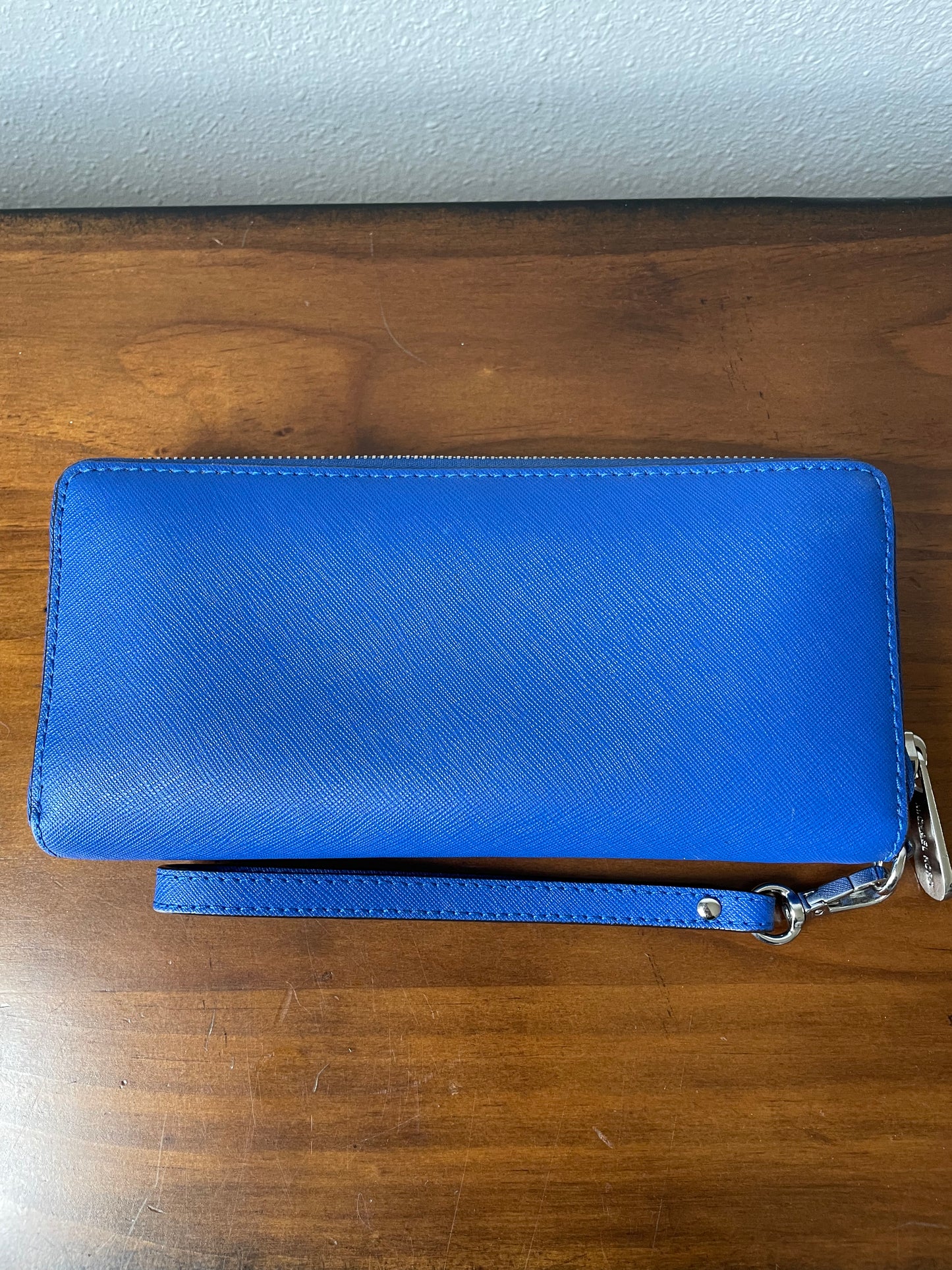 Michael Kors Electric Blue Jet Set Travel Zip Around Wallet