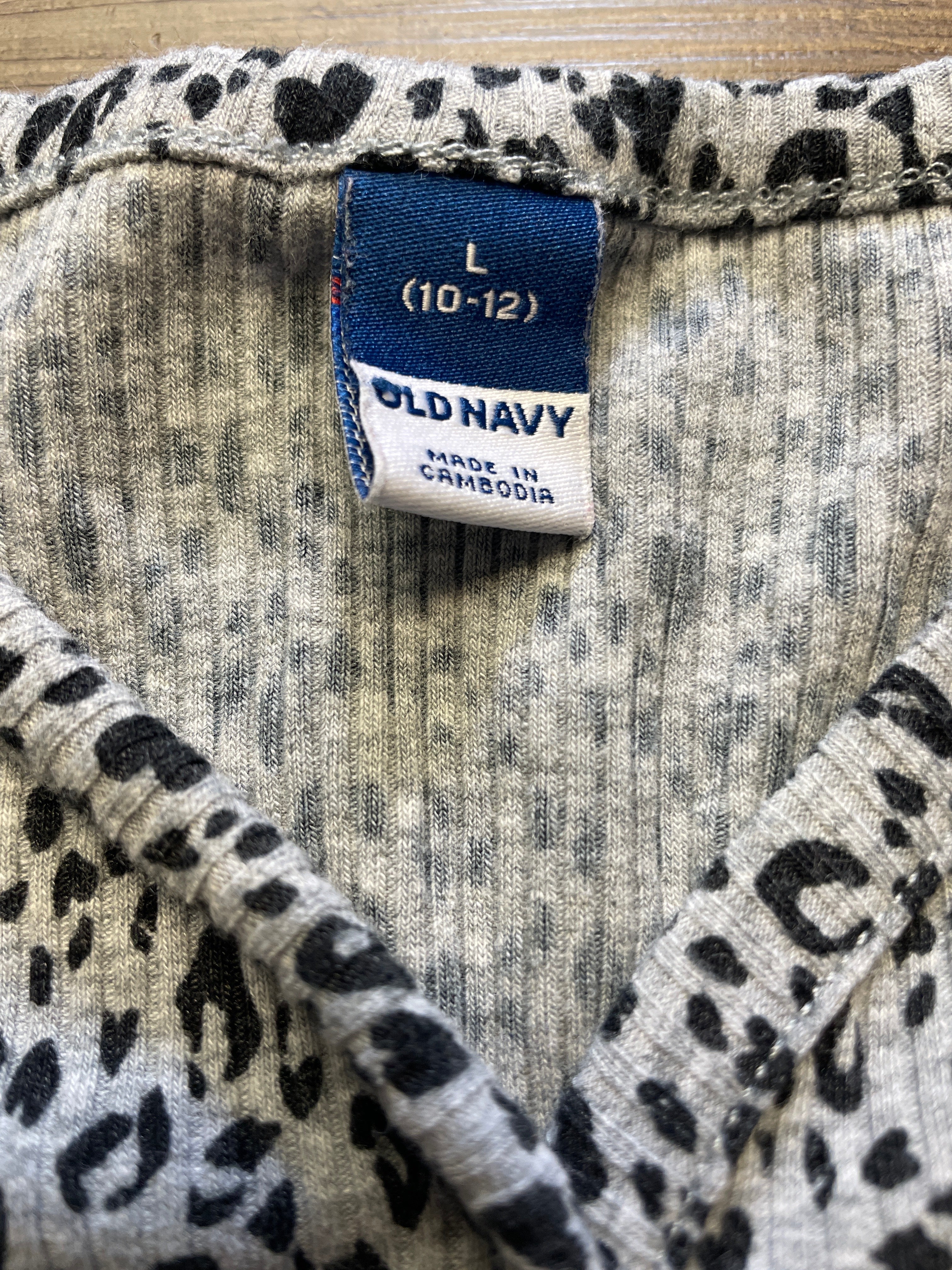 Old Navy Girl's Long Sleeved Ribbed Top (YL)