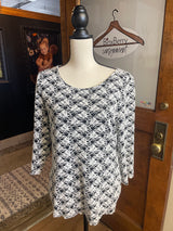 Tribal Stretch-Extensible Women's Top (XL)