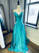 Blondie Nites Satin Formal (1)