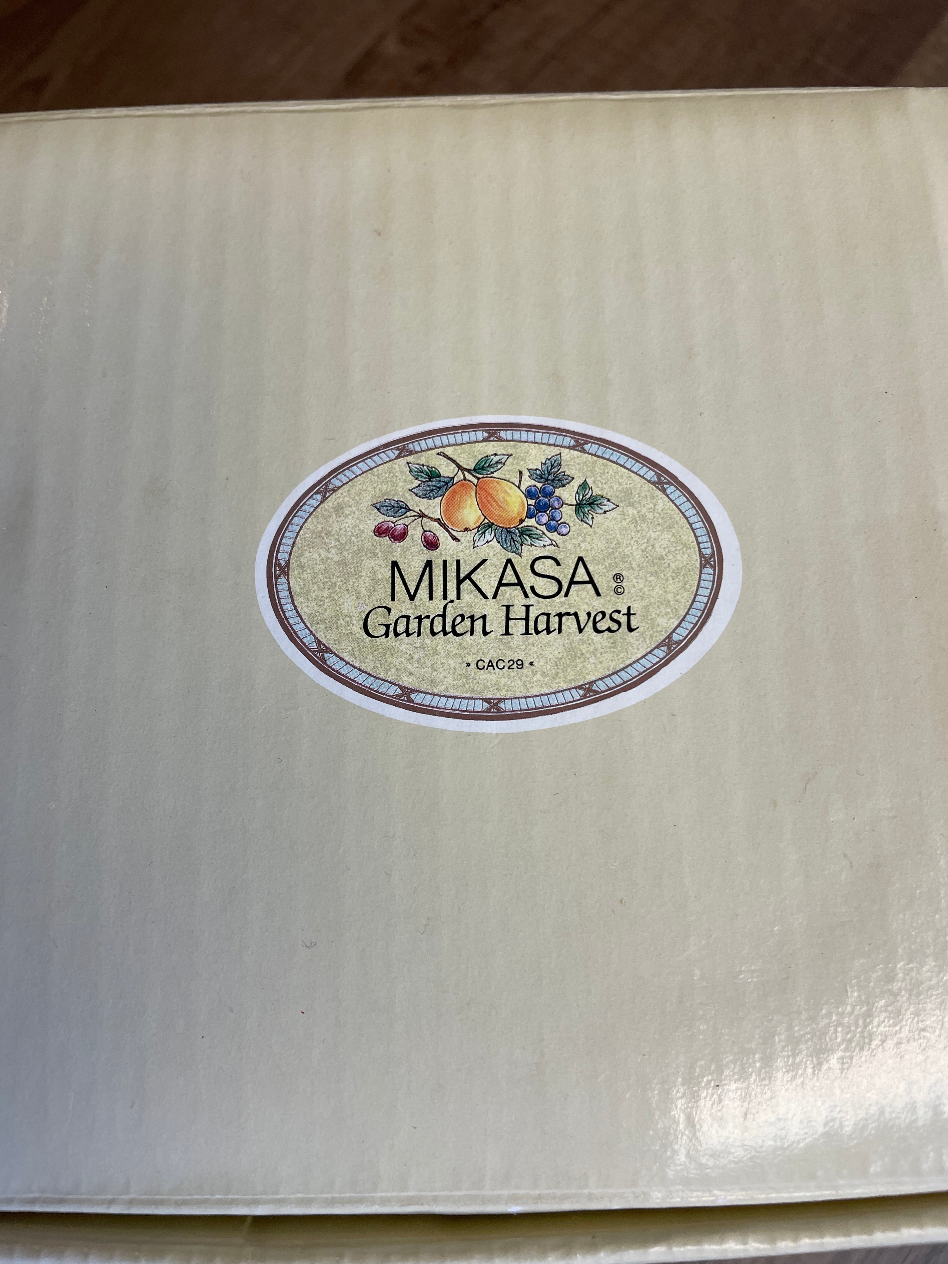 Mikasa Garden Harvest 6 1/2" Cereal/Soup Bowl (Set of 4)