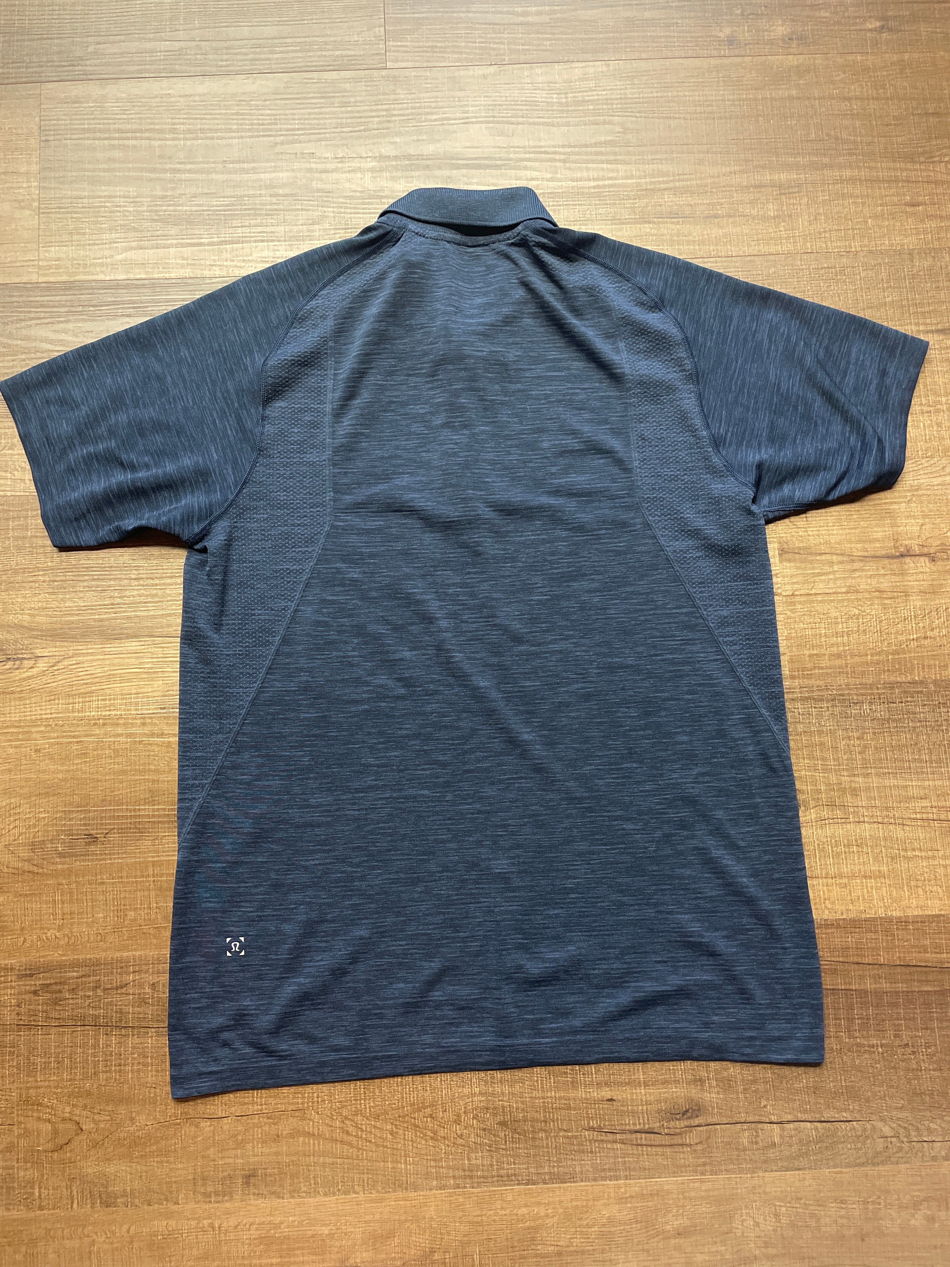 Lululemon Men's Metal Vent Tech Performance Golf Polo (M)