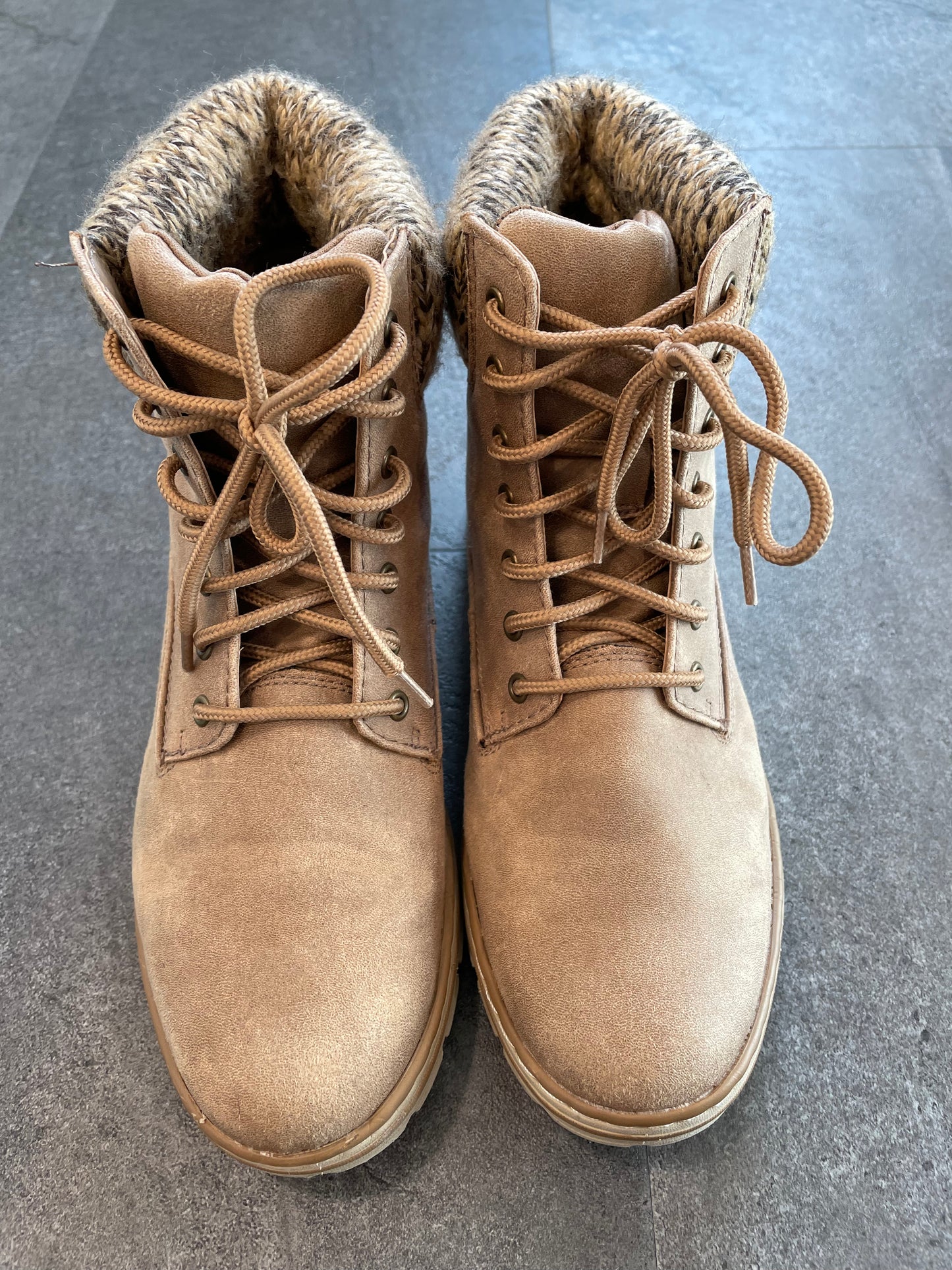 Cliffs By White Mountain Kudrow Boot (8.5)
