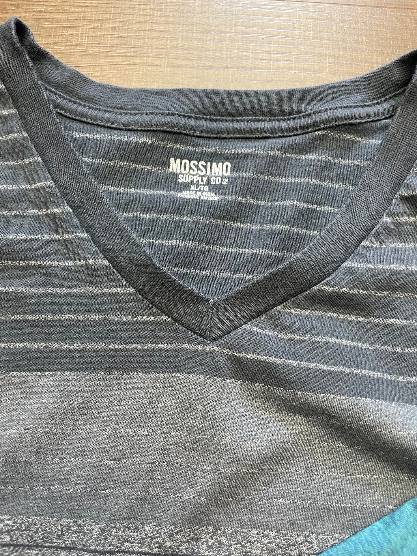 Mossimo Men's V-Neck Tee Bundle (XL)