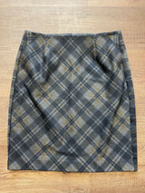 Cabi Plaid Pocketed Skirt (6) - BinxBerry Consignment