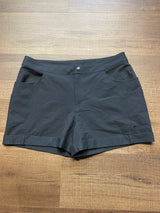 Zyia Active Women's Cuffed Shorts (L)