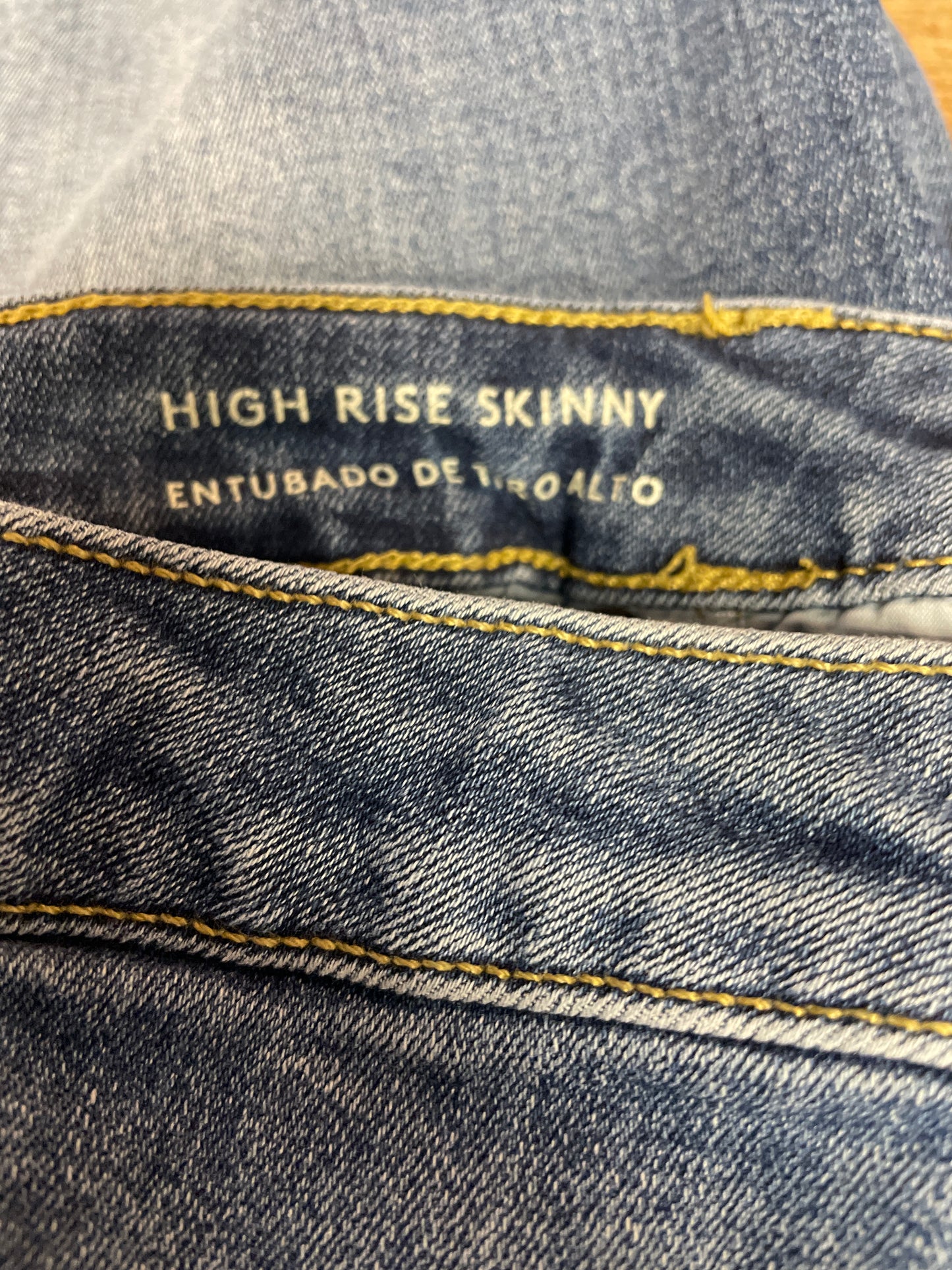Universal Thread High Rise Skinny Jean (12/31R)