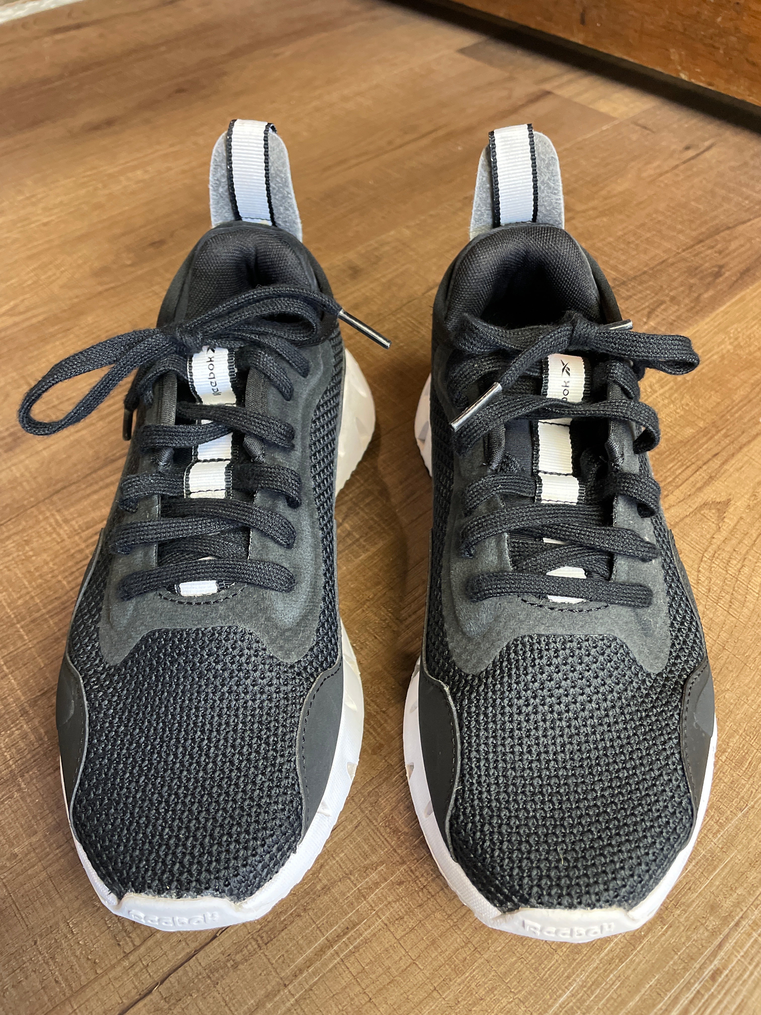 Reebok Youth Sneakers (7)