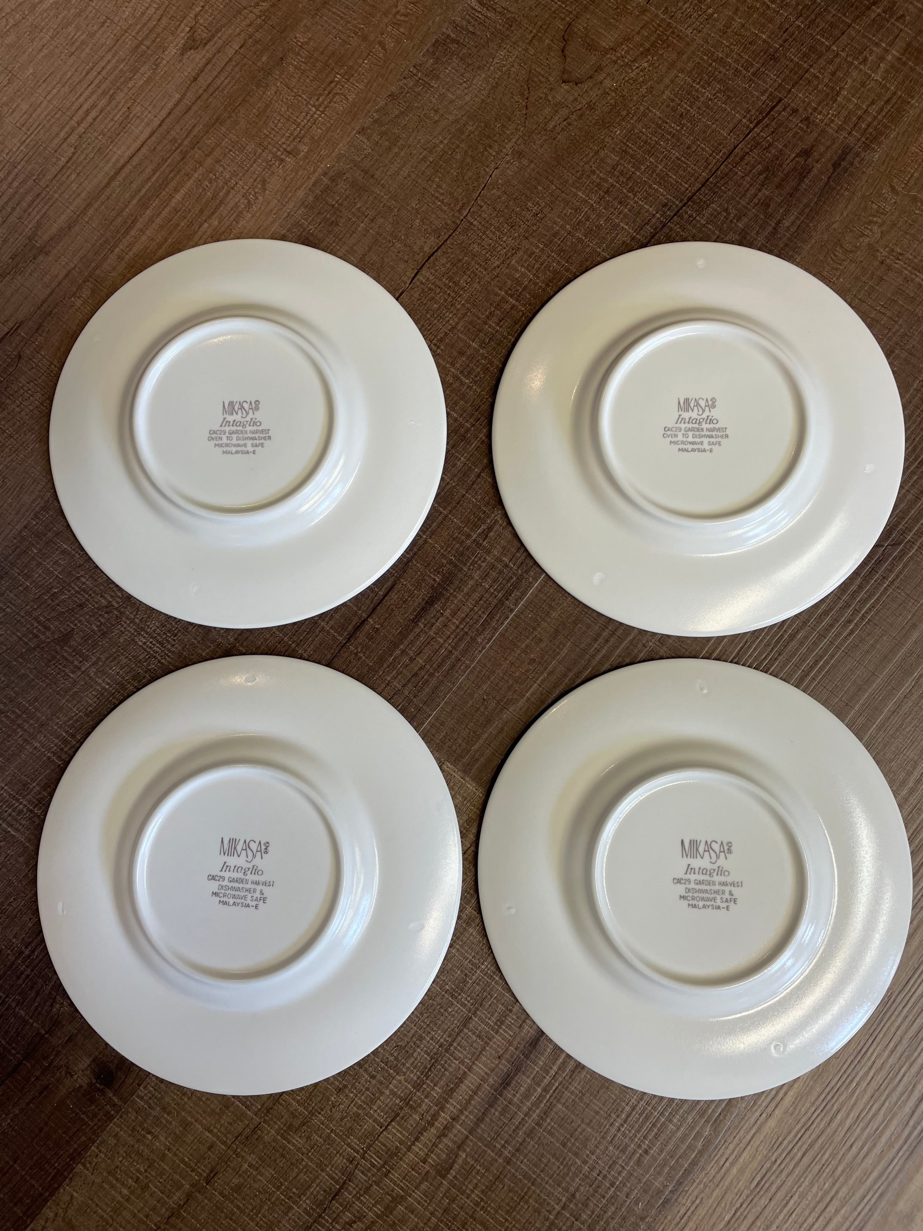 Mikasa Garden Harvest 6 1/2” Bread & Butter Plates (Set of 4)