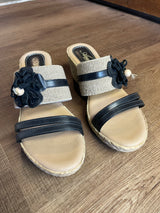 Azura Aketi Black Wedge Sandal (7.5-8)