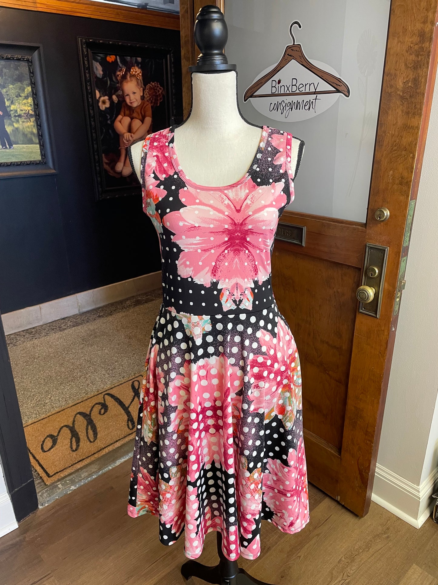 LulaRoe Simply Comfortable Sleeveless Dress (S)