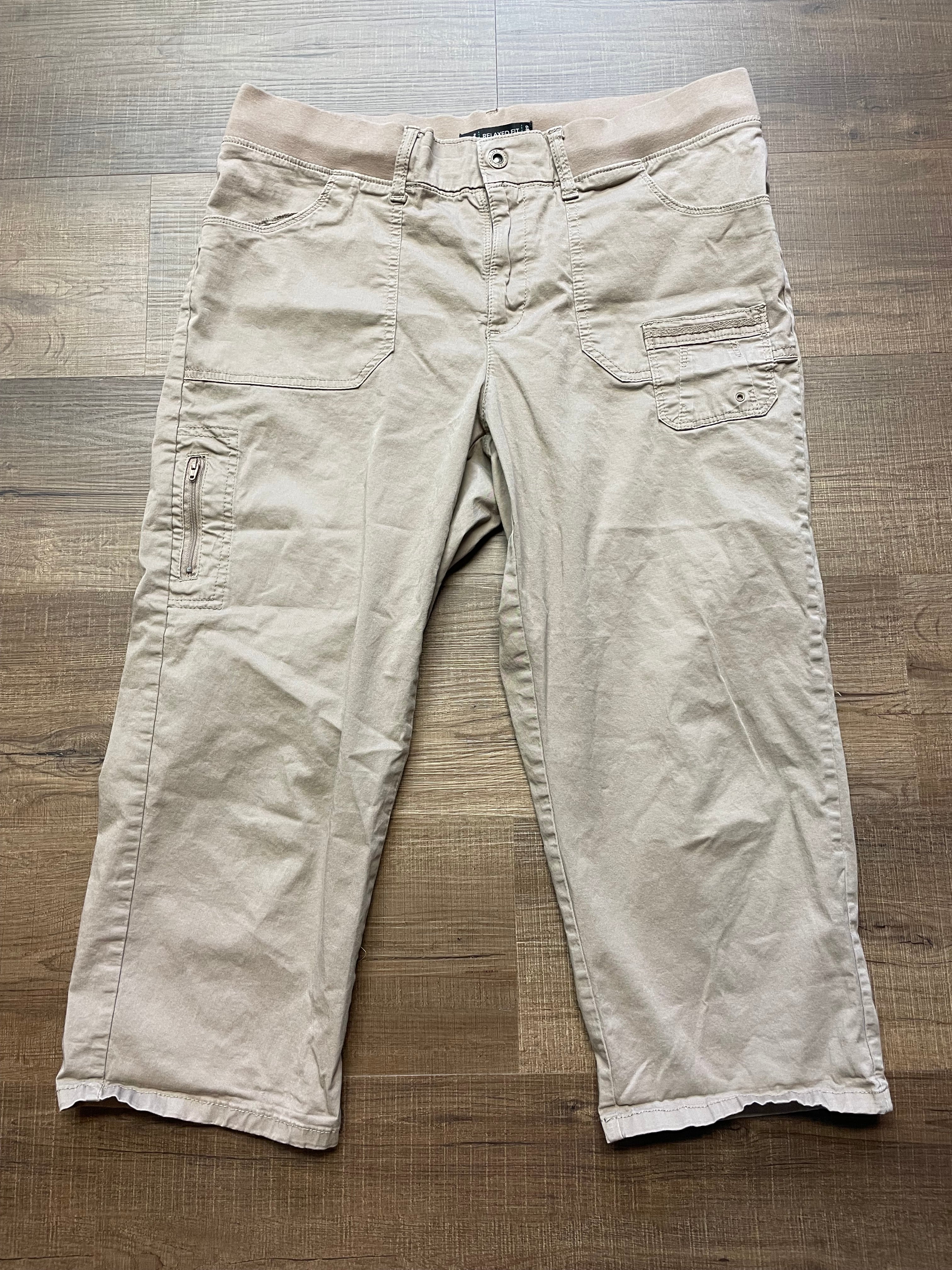 Lee Relaxed Fit Women's Capris (14)