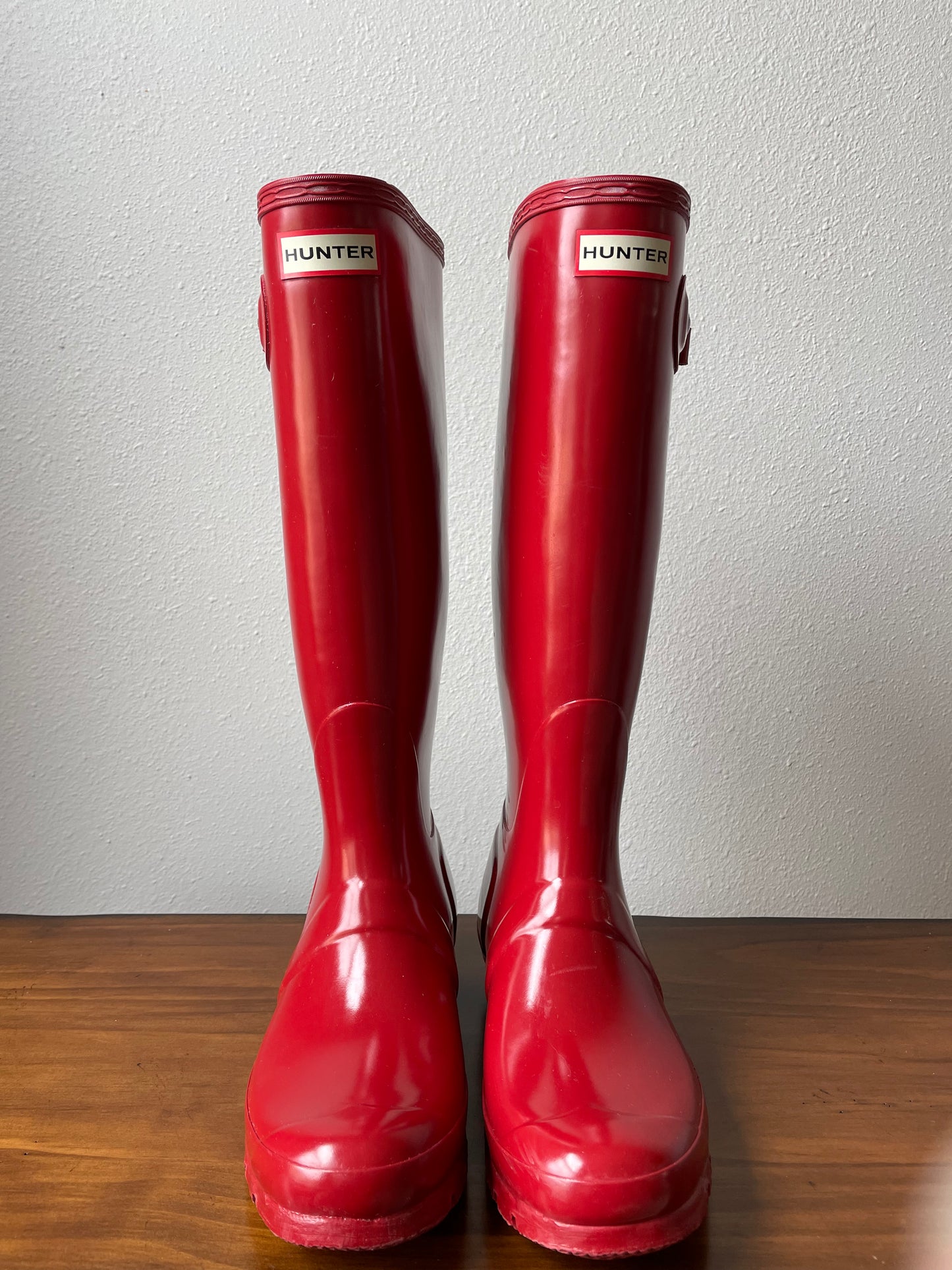 Hunter Glossy Red Tall Rainboots (7)
