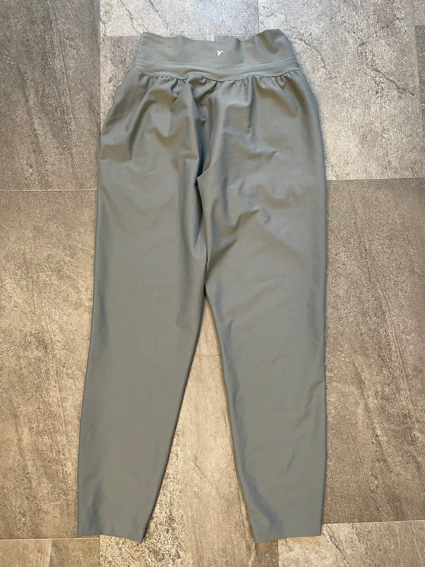 Old Navy Active High Rise Jogger (XS)