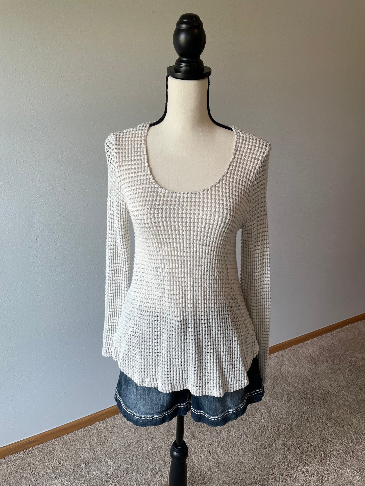 Alya Long Sleeved Waffle Top (M)