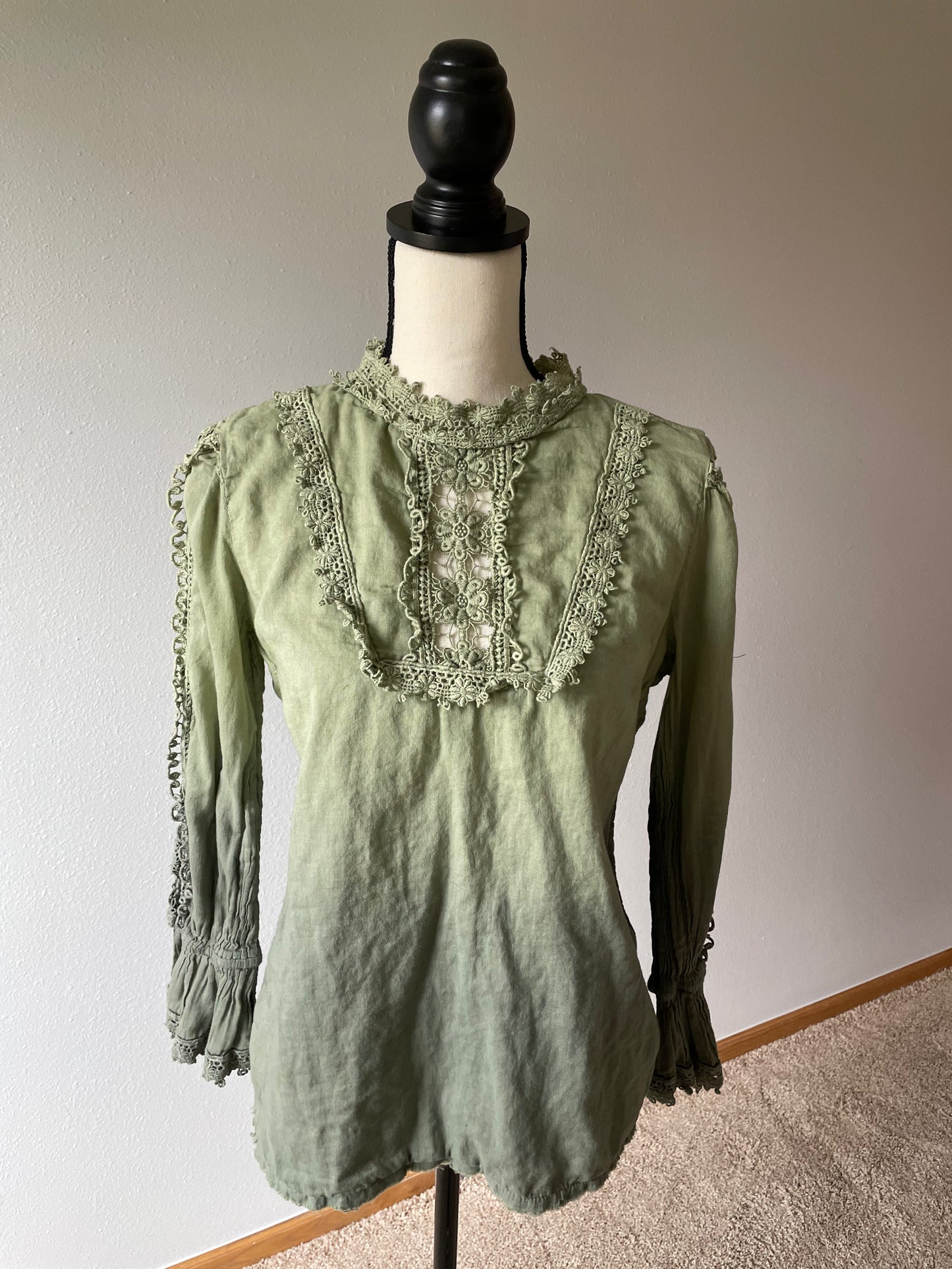 Indigo Thread Sage Top (M)
